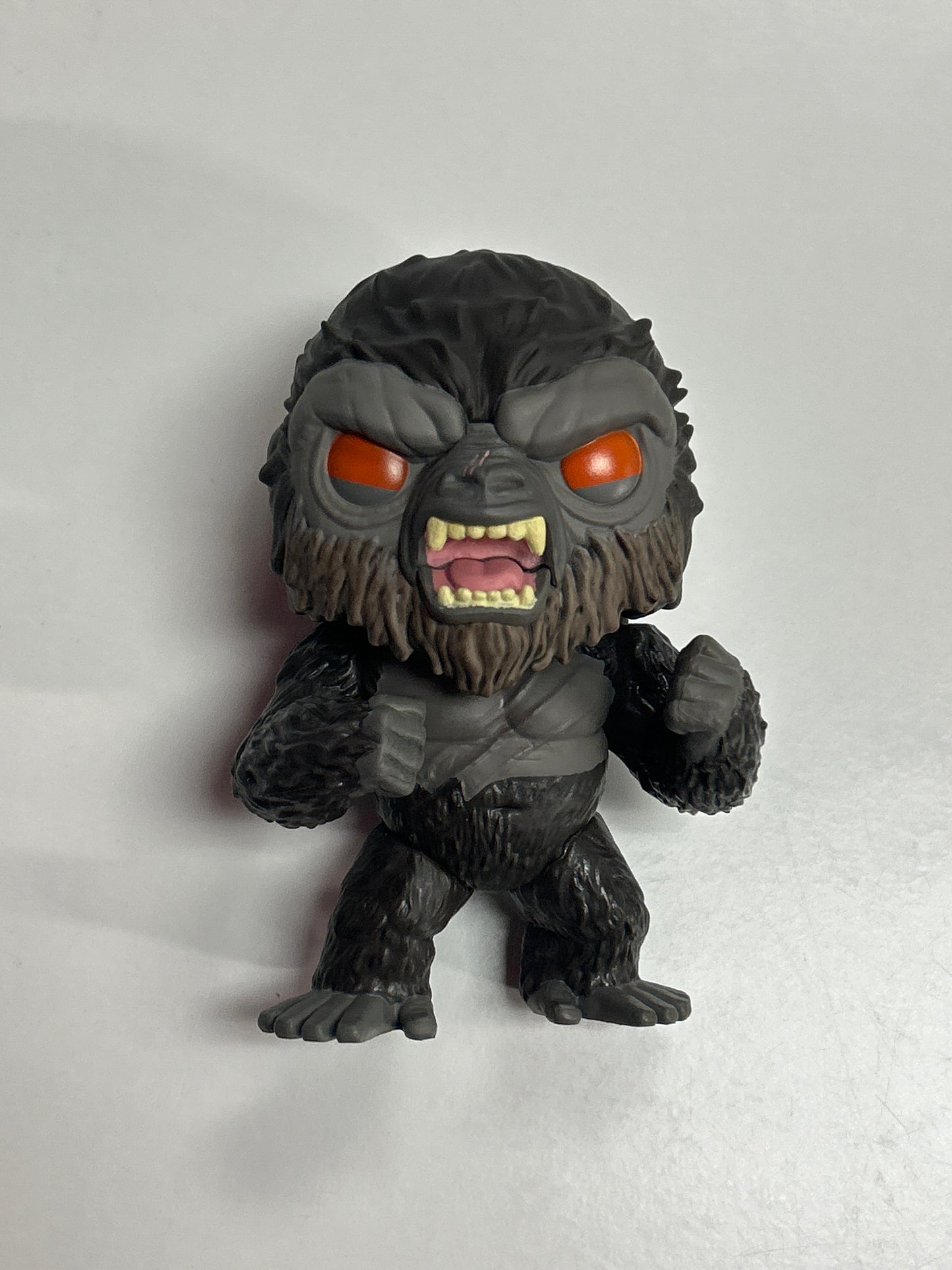FUNKO POP POP MOVIES GODZILLA VS KONG # 1020 BATTLE-READY KONG OUT OF BOX