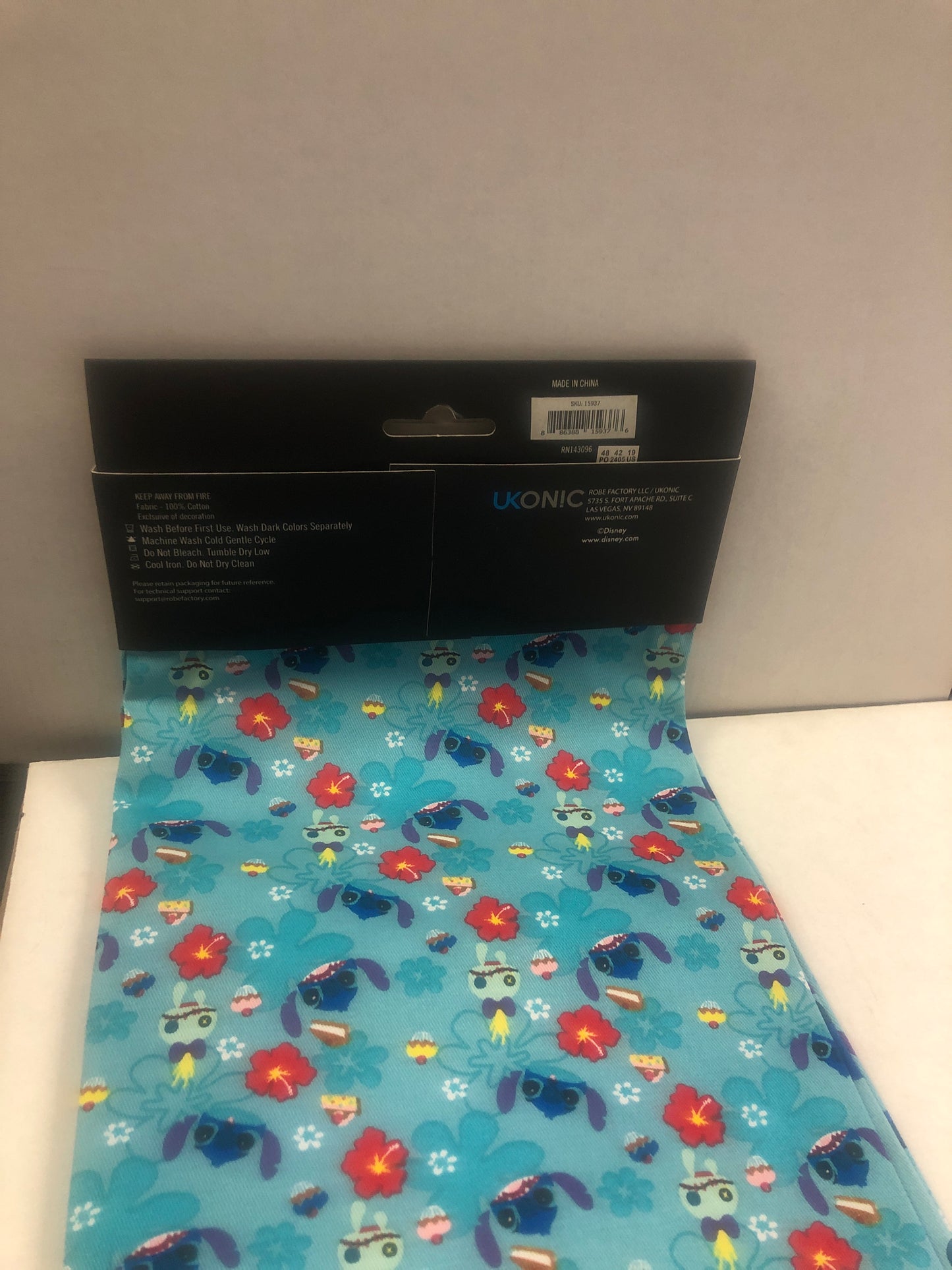 UKONIC DISNEY SET OF TWO KITCHEN TOWEL SET EXCELLENT CONDITION