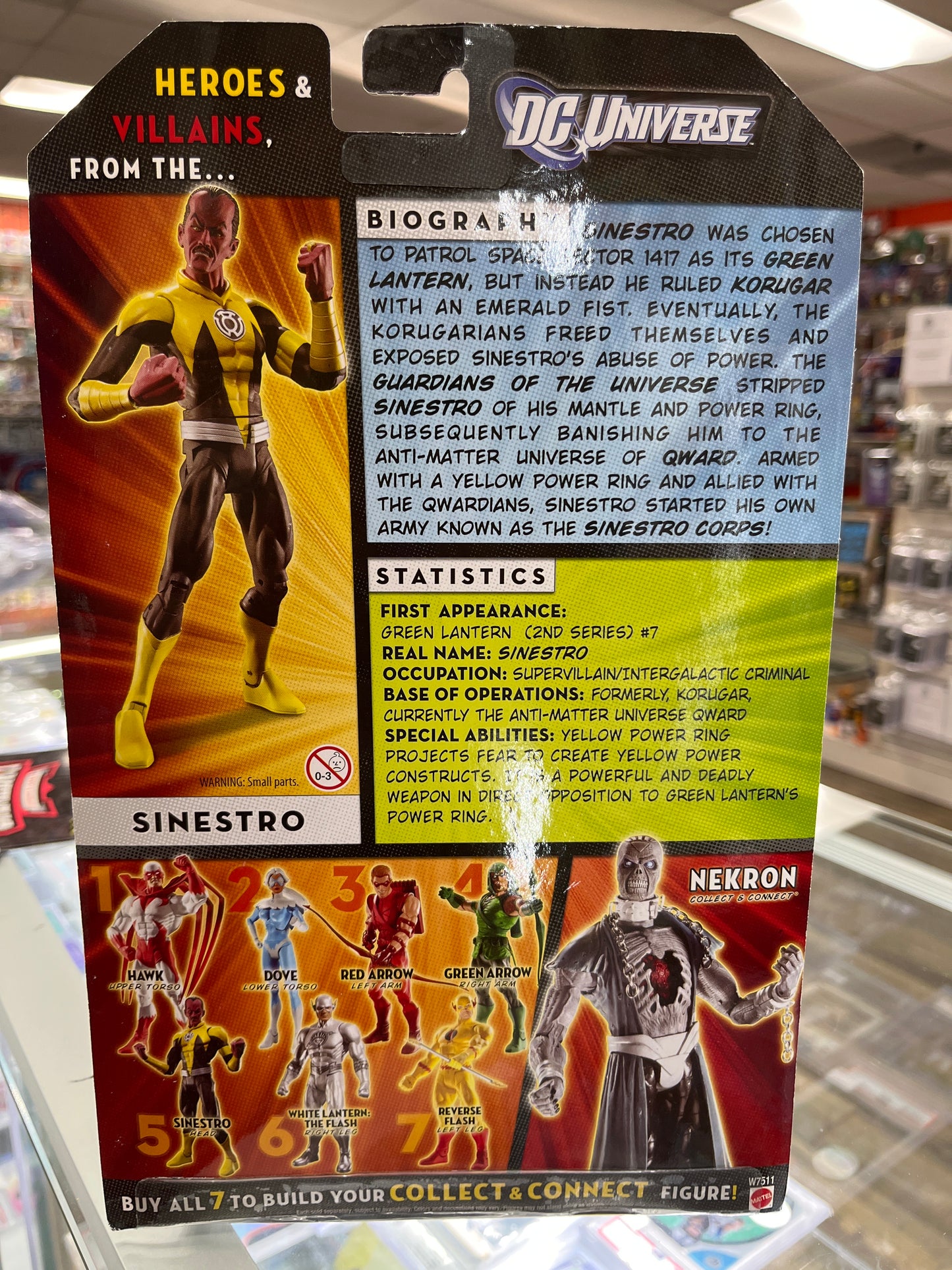 DC UNIVERSE SINESTRO ACTION FIGURE