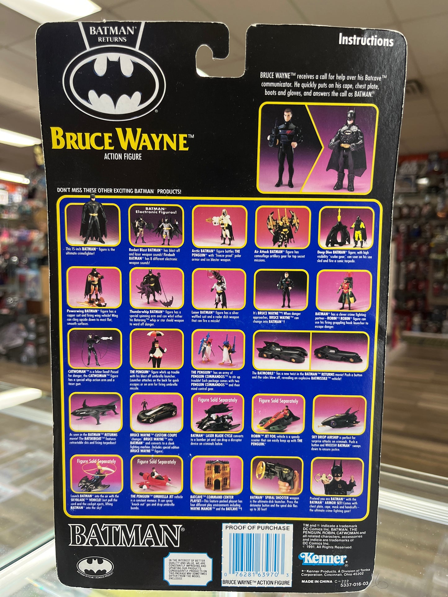 DC BATMAN RETURNS BRUCE WAYNE ACTION FIGURE