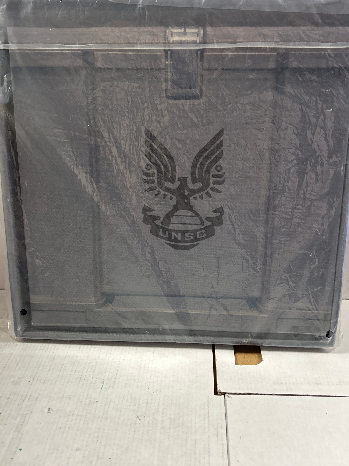 SEALED OTTOMAN STORAGE BIN (15in x 15in x 15in)