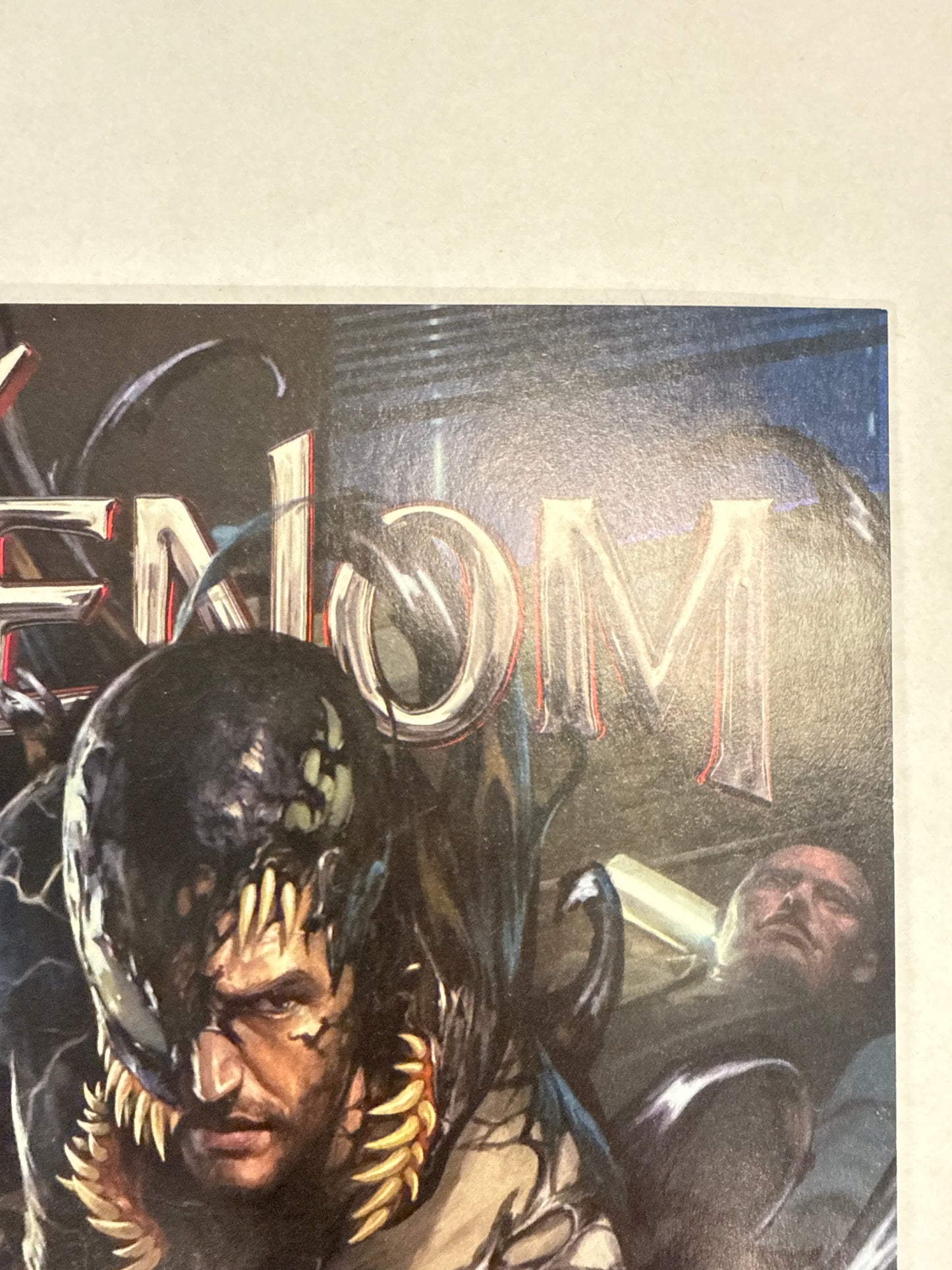 MARVEL COMICS VENOM CUSTOM EDITION EXCLUSIVE OFFICIAL MOVIE COLLECTABLE AMC