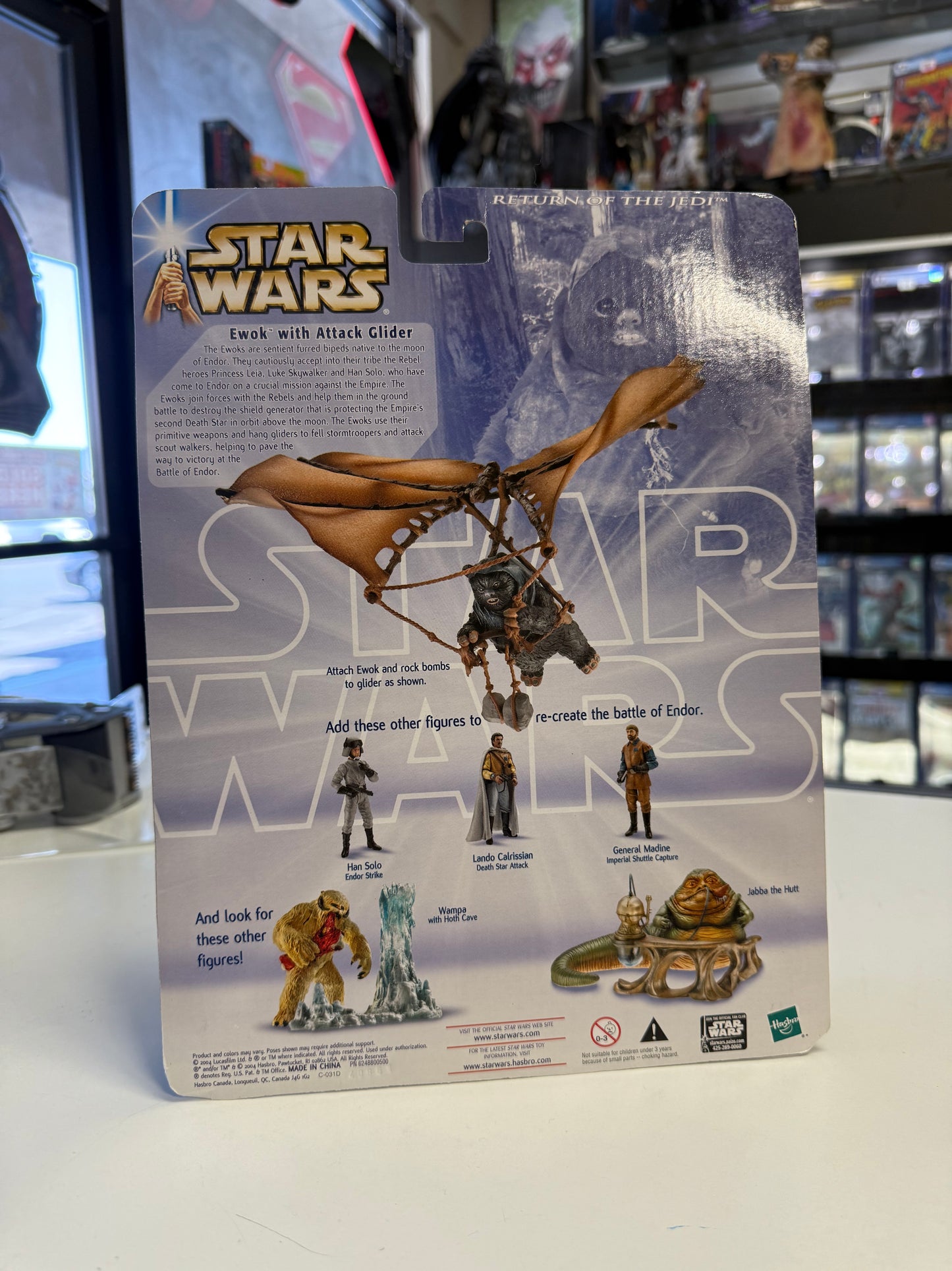 HASBRO STAR WARS ASSAULT ON ENDOR EWOK WITH ATTACK GLIDER NIB