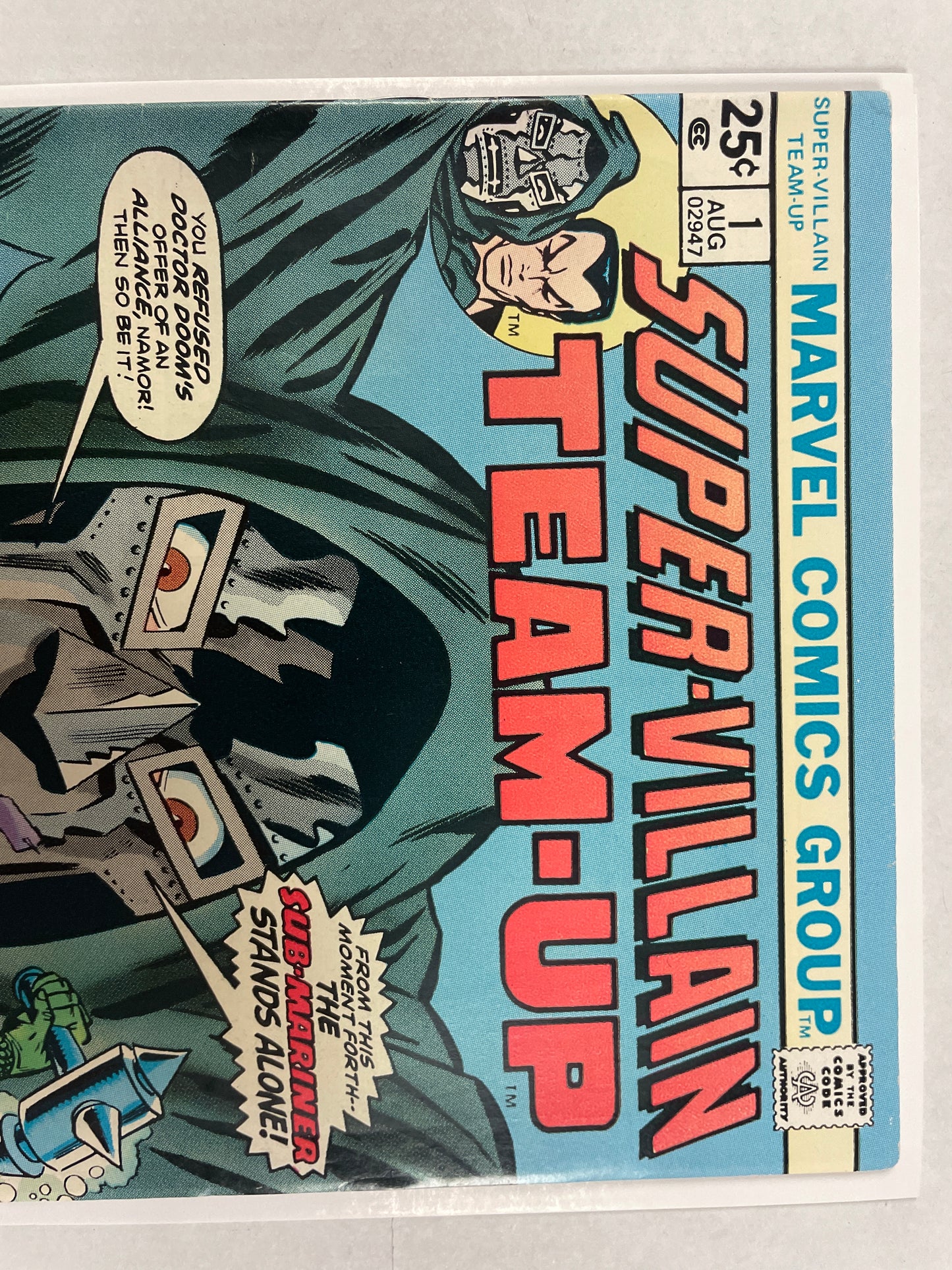 SUPER VILLAIN TEAM-UP #1 (1975 VINTAGE MARVEL BEAUTY, VF/NM) DR. DOOM COVER
