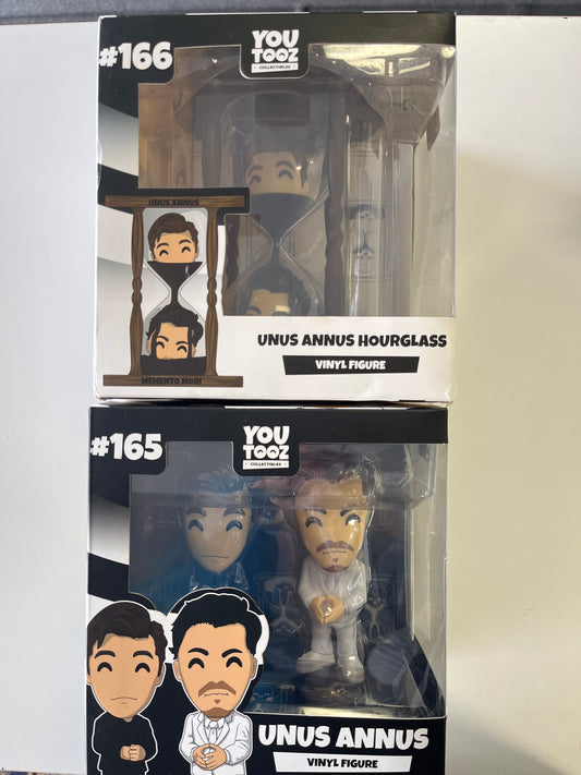 YOUTOOZ COLLECTABLES UNUS ANNUS #165 UNUS ANNUS HOURGLASS #166 VINYL FIGURES MARKIPLIAR