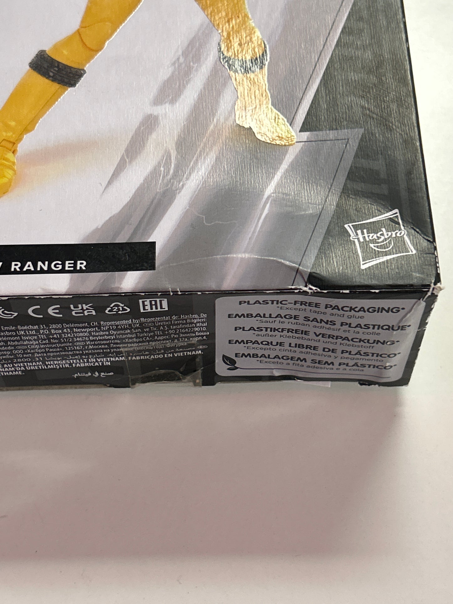 HASBRO POWER RANGERS LIGHTING COLLECTION RPM YELLOW RANGER NEW IN LIGHT PLAY CONDITION BOX