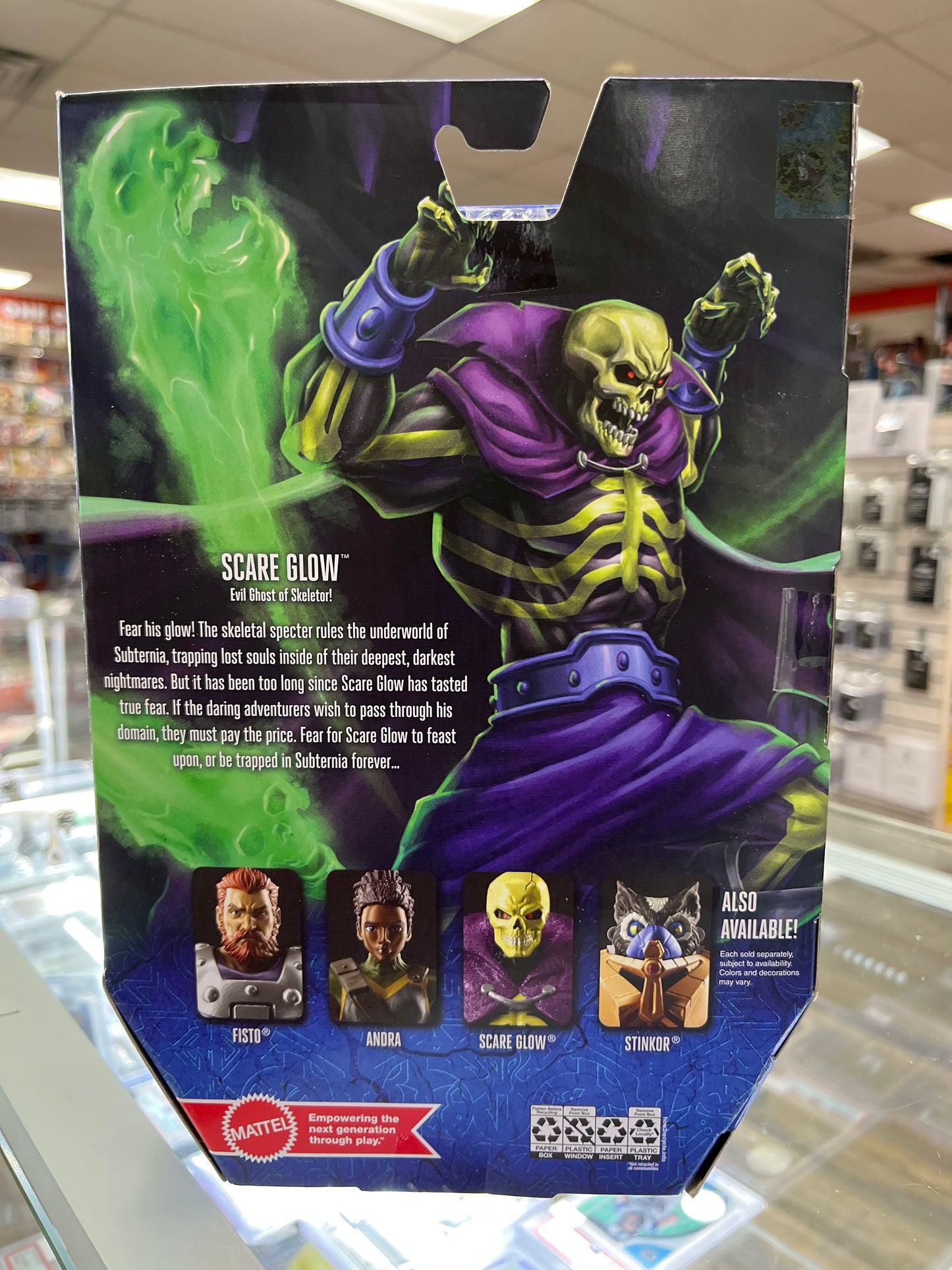 MATTEL MASTERS OF THE UNIVERSE REVELATION SCARE GLOW ACTION FIGURE