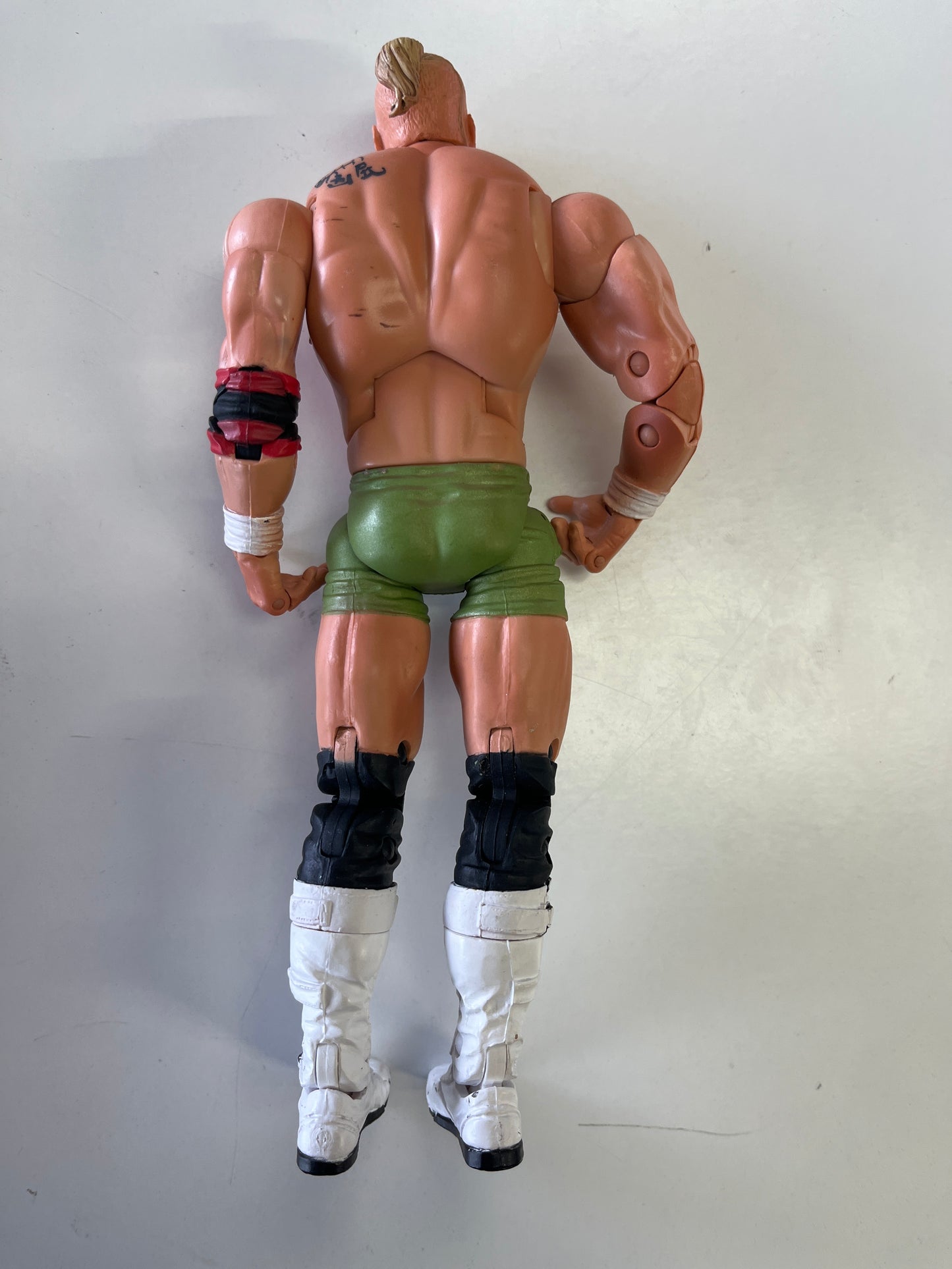 ELITE KIP JAMES SERIES 10 GREEN TOYBIZ WRESTLING