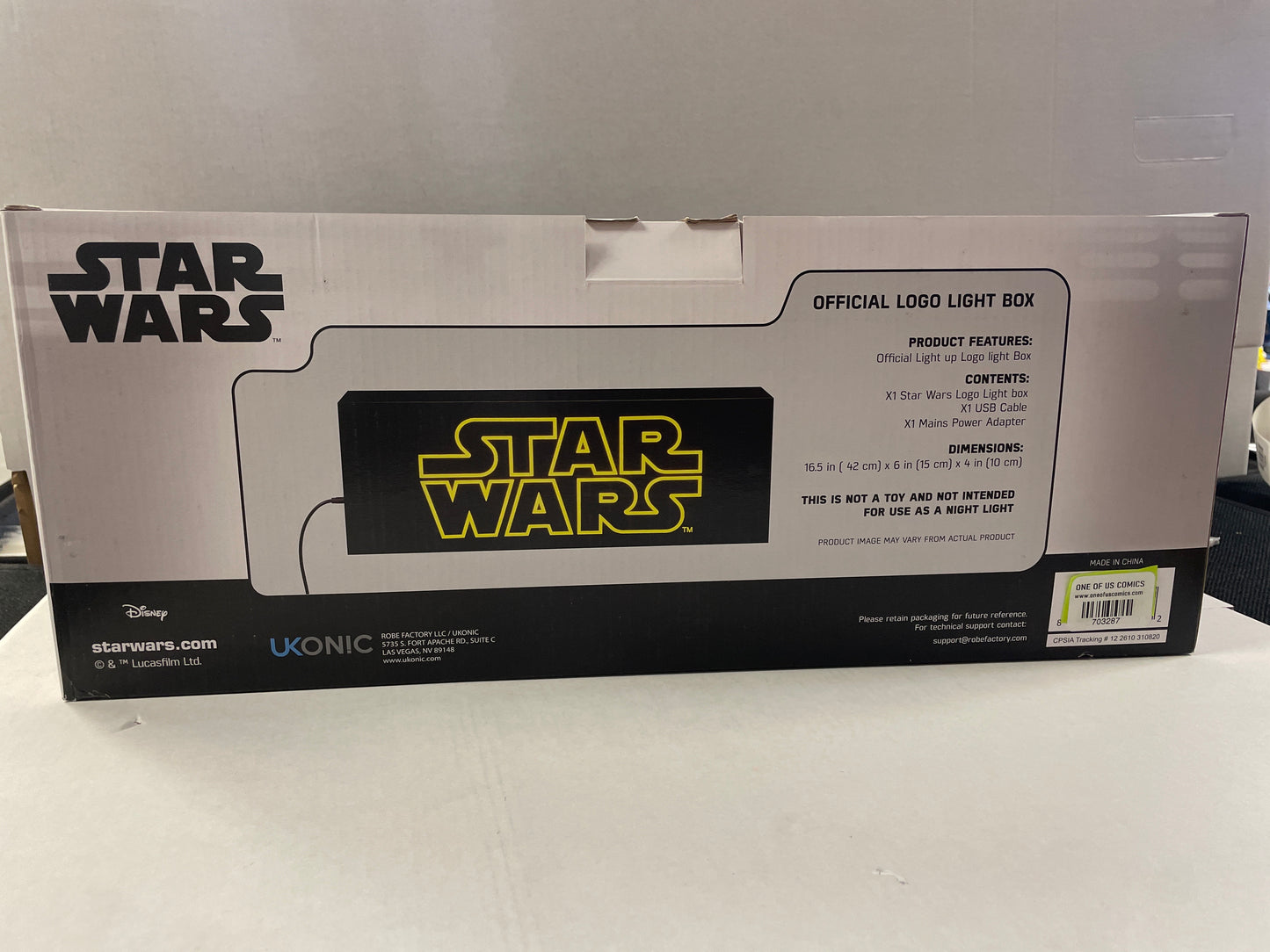 STAR WARS OFFICIALLY BRANDED LIGHT BOX (BRAND NEW IN BOX!) BEAUTIFUL PIECE!
