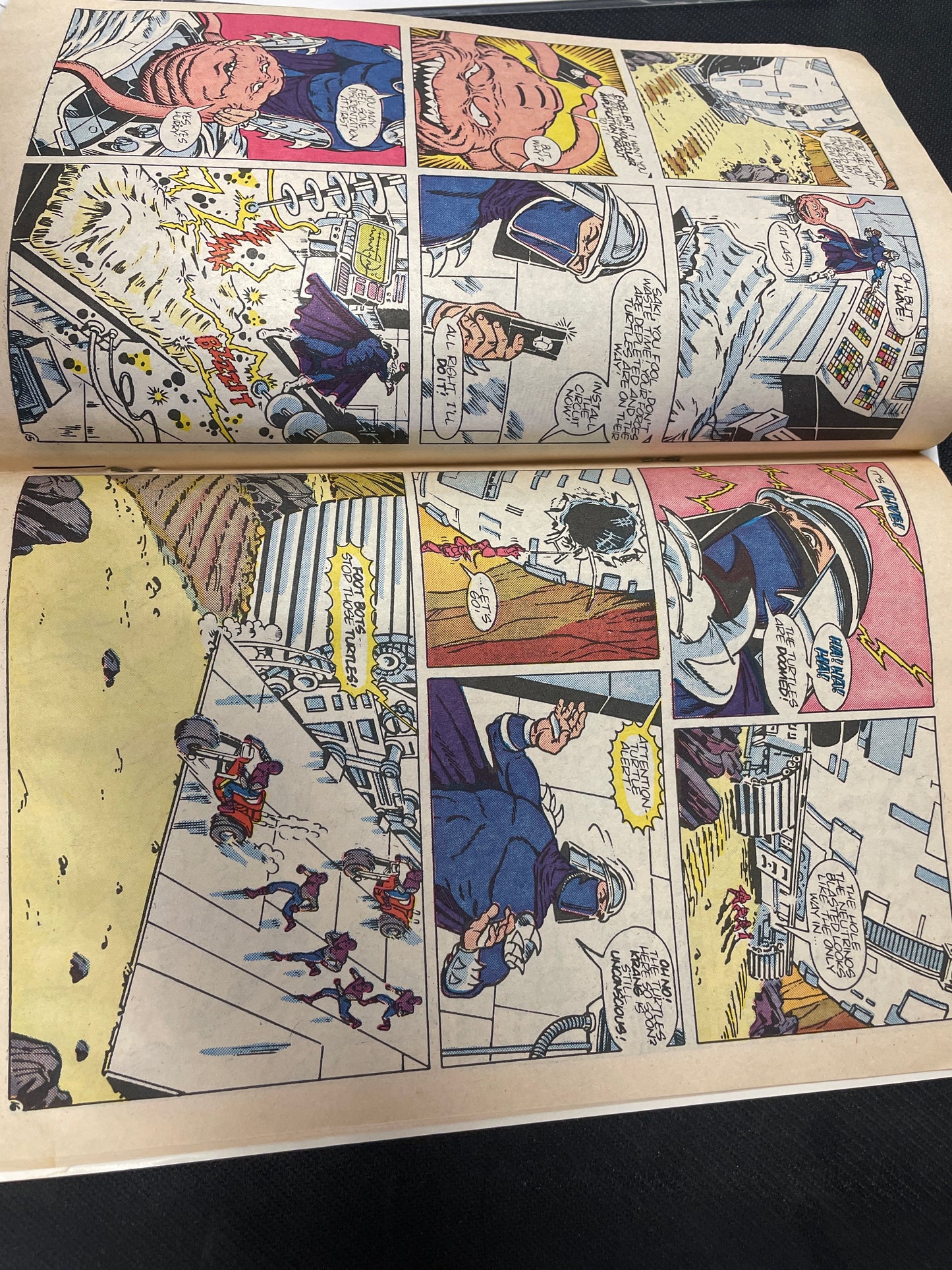 TEENAGE MUTANT NINJA TURTLES ADVENTURES #3 VF- (1988 EASTMAN & LAIRD CLASSIC!)