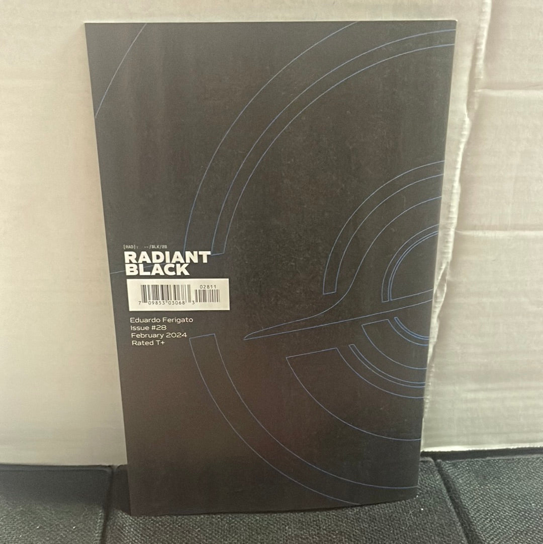 IMAGE COMICS - RADIANT BLACK #28