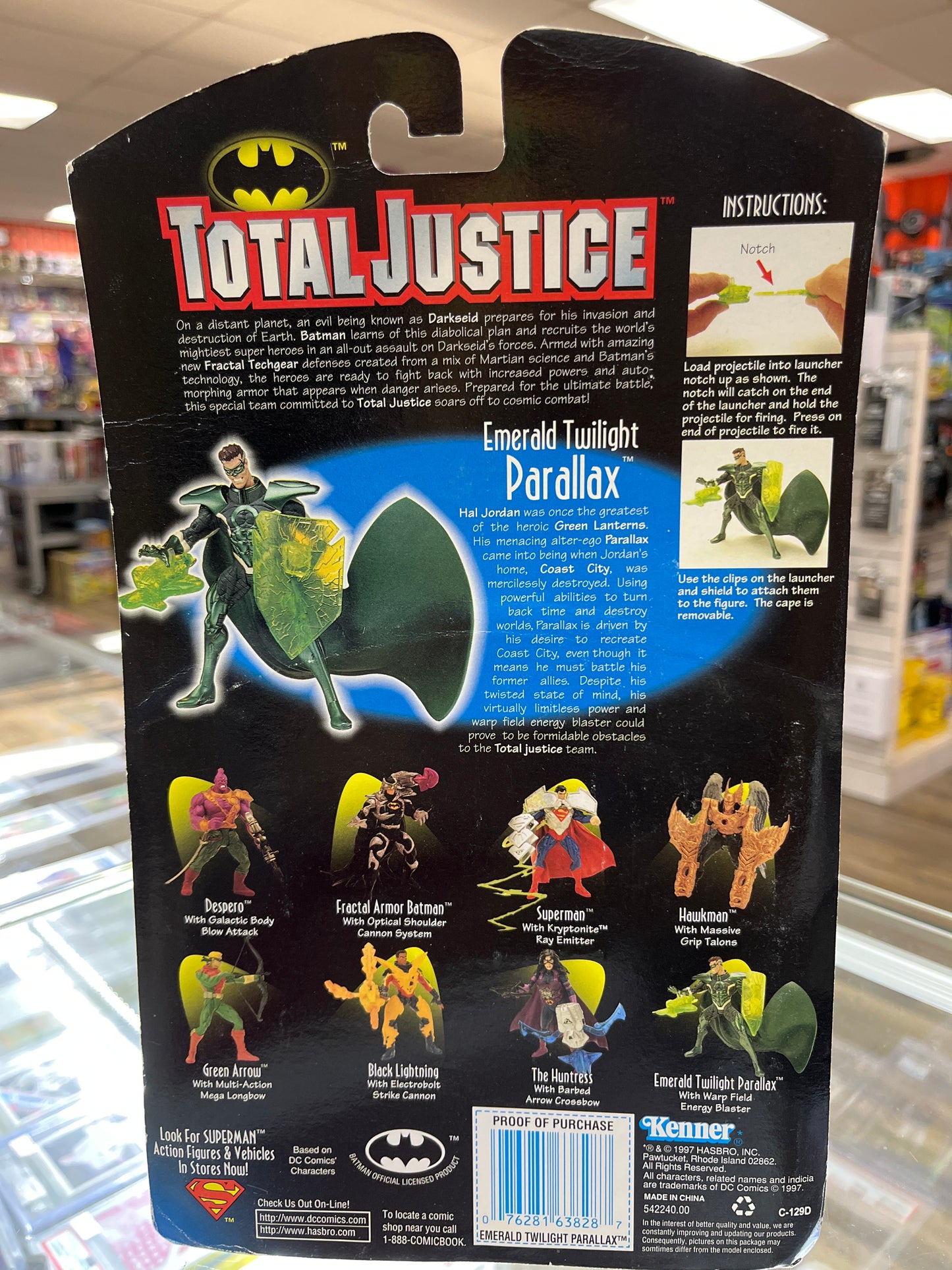 DC TOTAL JUSTICE EMERALD TWILIGHT PARALLAX ACTION FIGURE