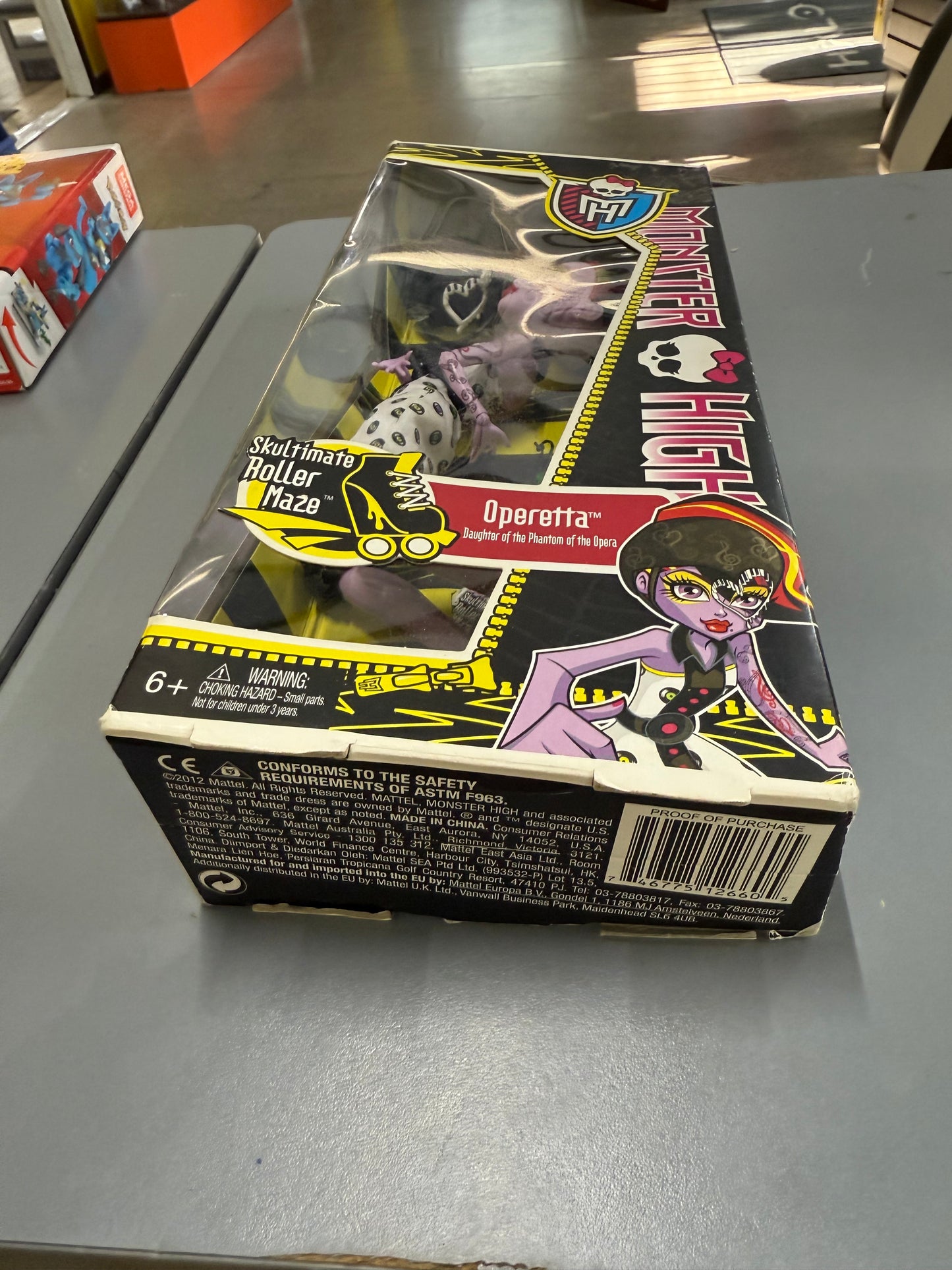 MONSTER HIGH SKULTIMATE ROLLER MAZE OPERETTA DAUGHTER OF PHANTOM doll