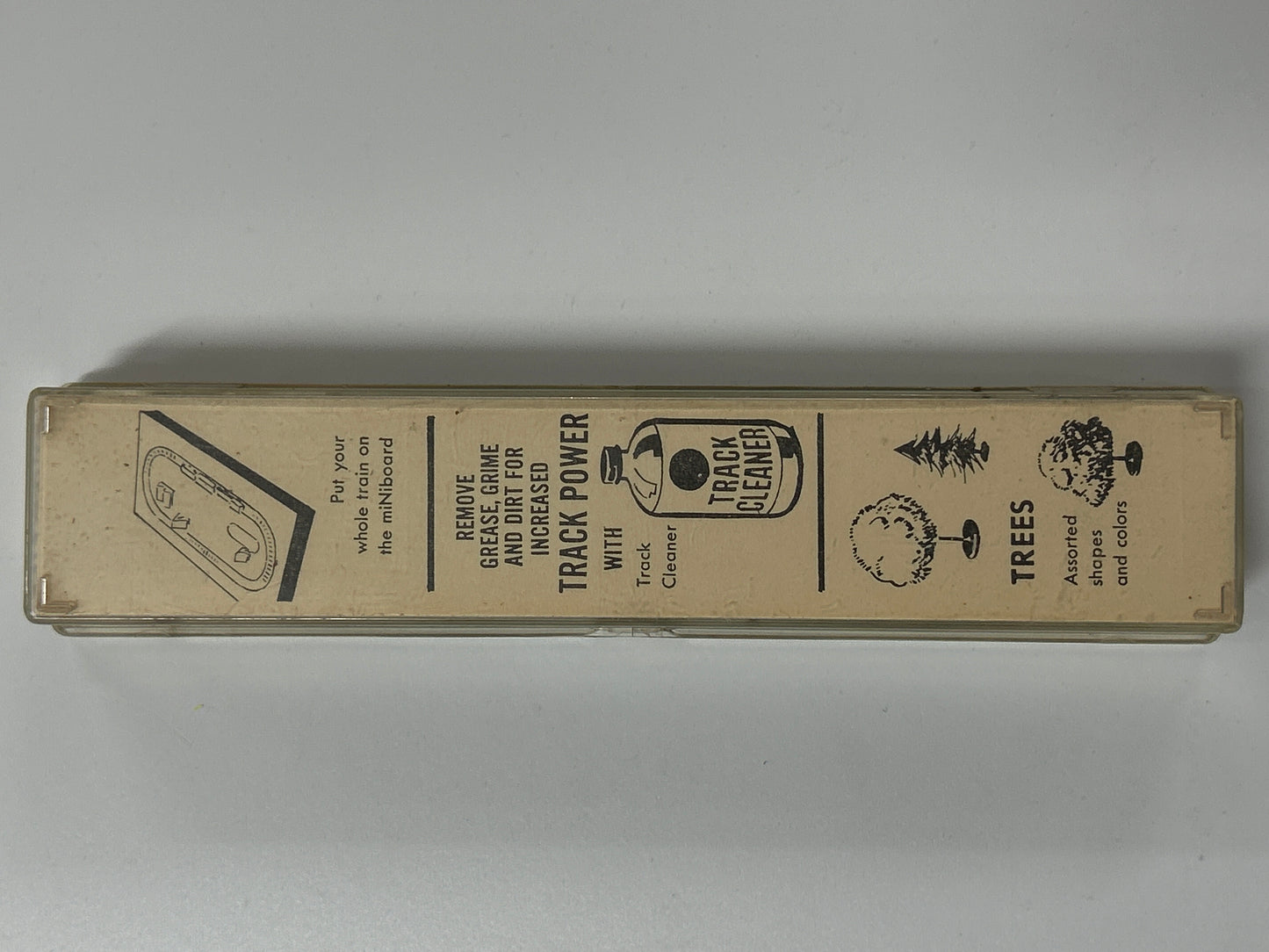 LIFE-LIKE MODEL TRAIN S779B SD-45 BURLINGTON GOOD CONDITION IN BOX