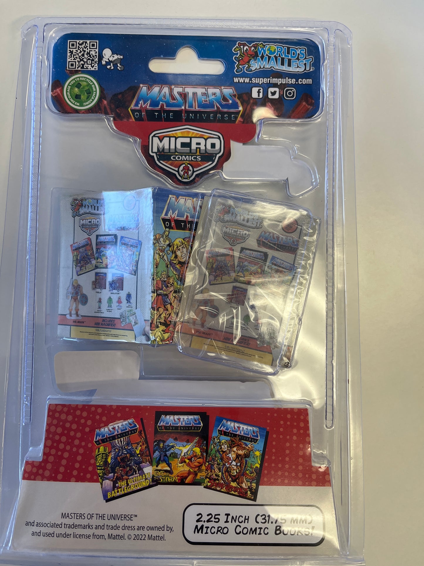 WORLDS SMALLEST MICRO COMICS INCLUDING MINI MAGNIFIER! SERIES 1