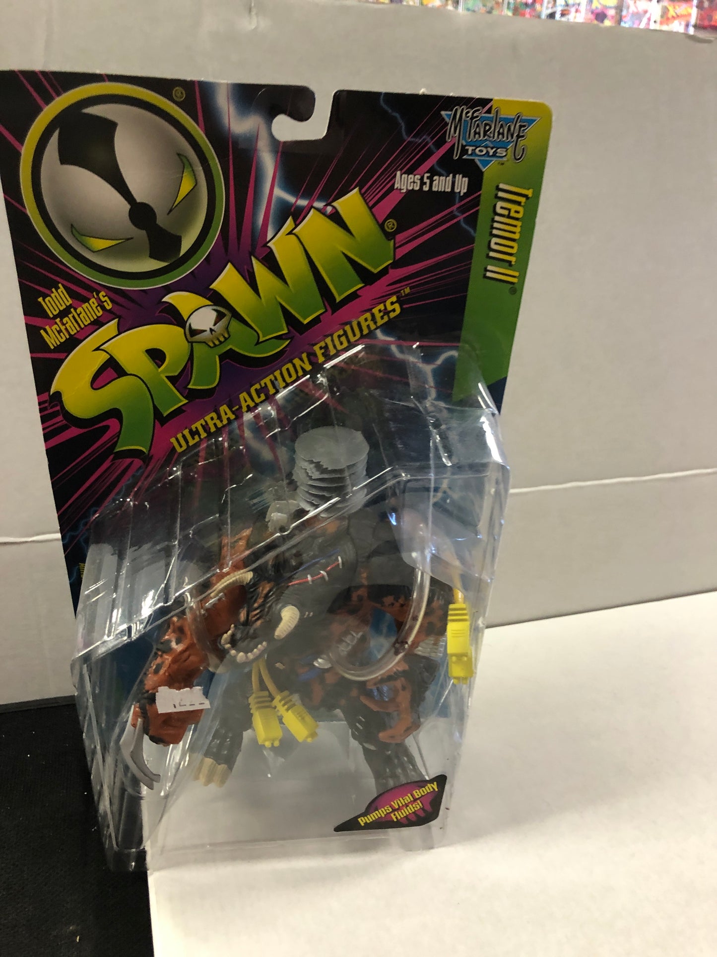 MCFARLANE TOYS SPAWN TREMOR II OKAY CONDITION PLASTIC LOOSE ON FRONT OF BOX