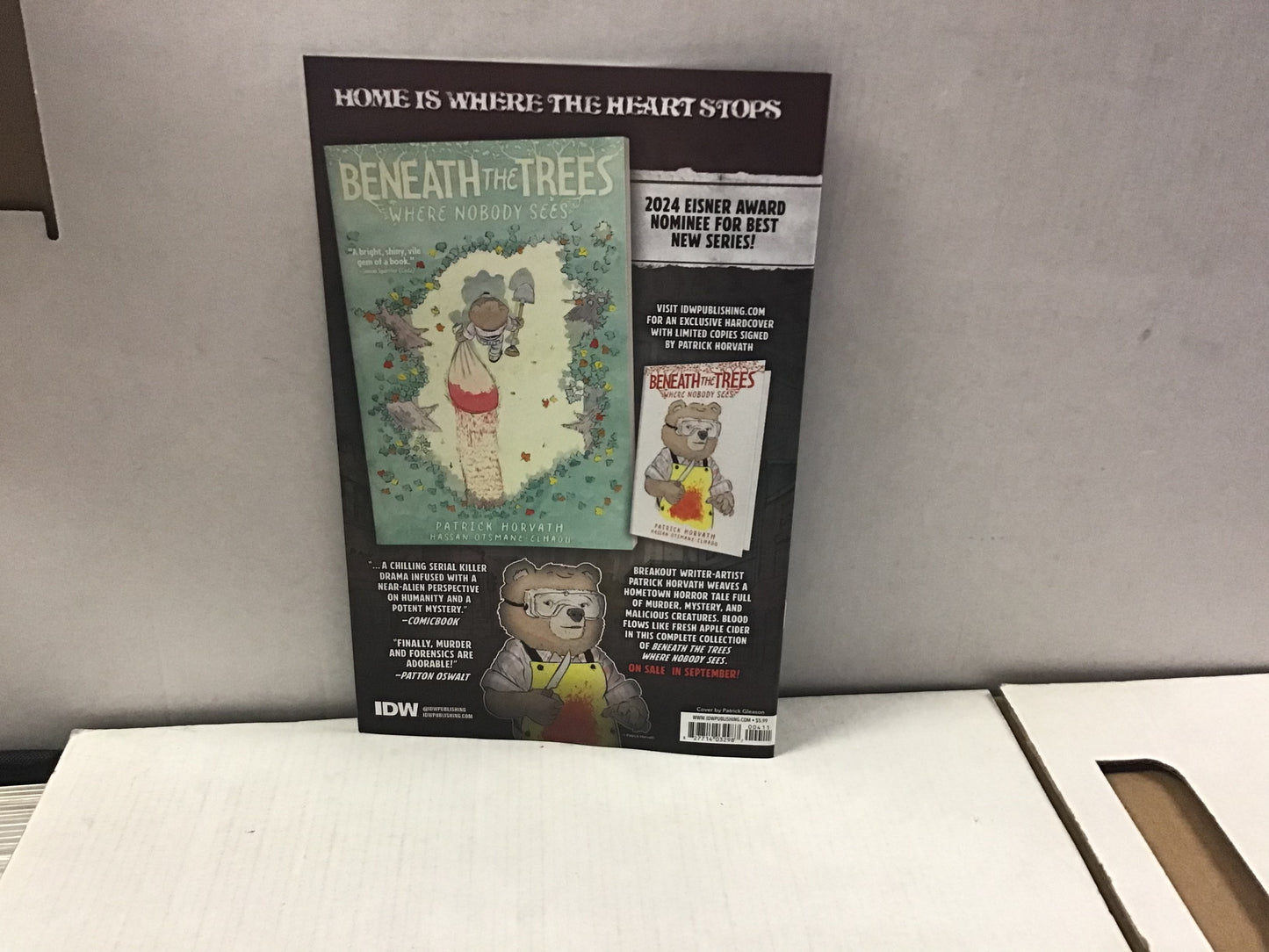 IDW PUBLISHING TEENAGE MUTANT NINJA TURTLES BLACK WHITE AND GREEN 4 1025