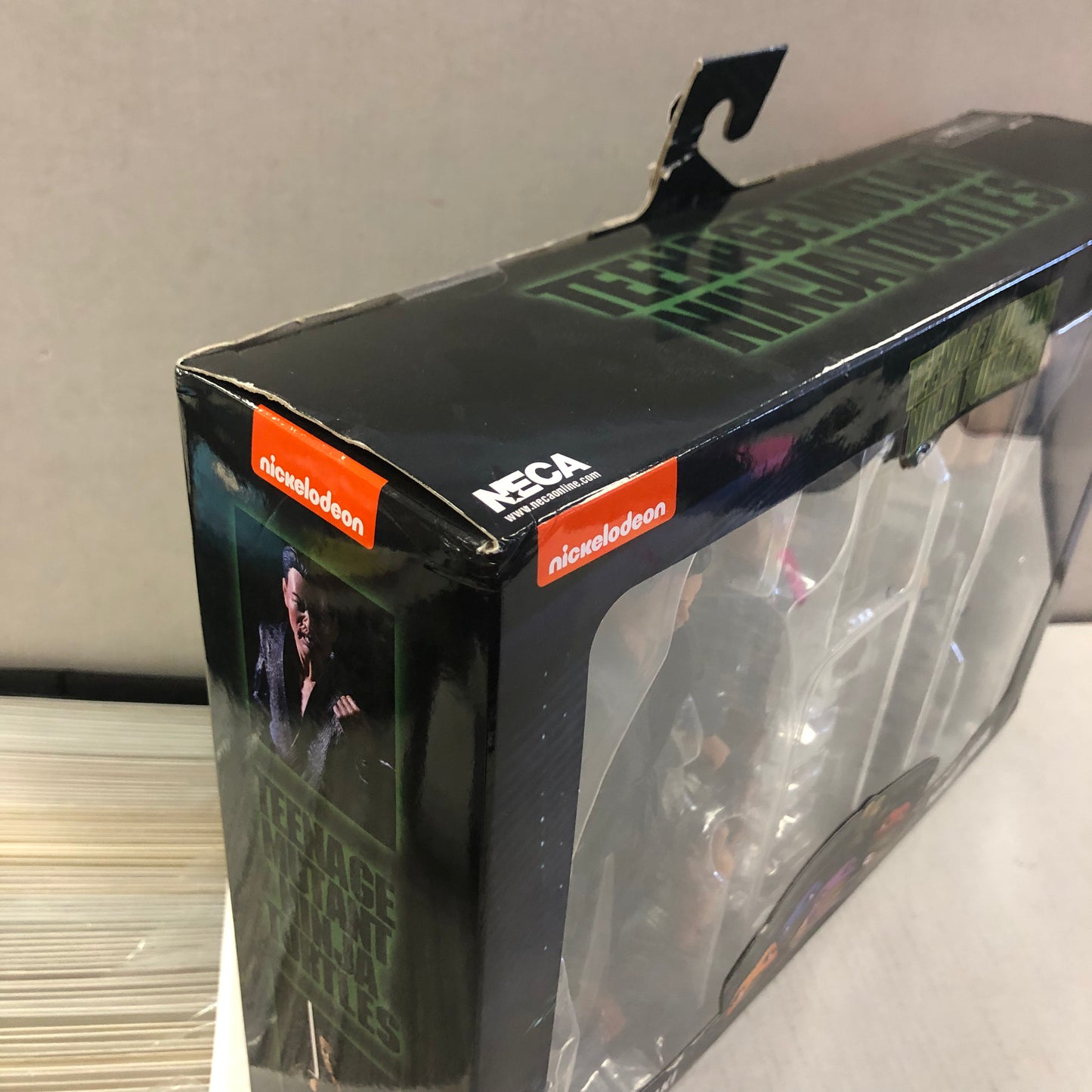 NECA TEENAGE MUTANT NINJA TURTLES SHADOW WARRIORS OROKU SAKI VS HAMATO YOSHI GOOD CONDITION TEAR ON HANDLE OF BOX
