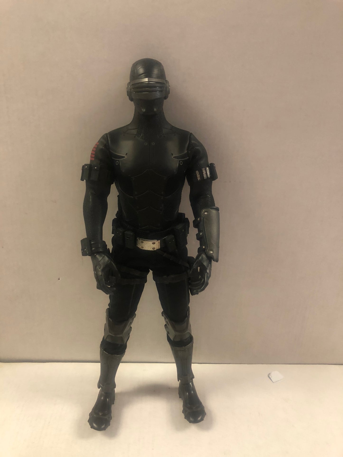 THREE ZERO 1/6 SNAKE EYES GI JOE FIGURE COMES WITH BOX GREAT CONDITION