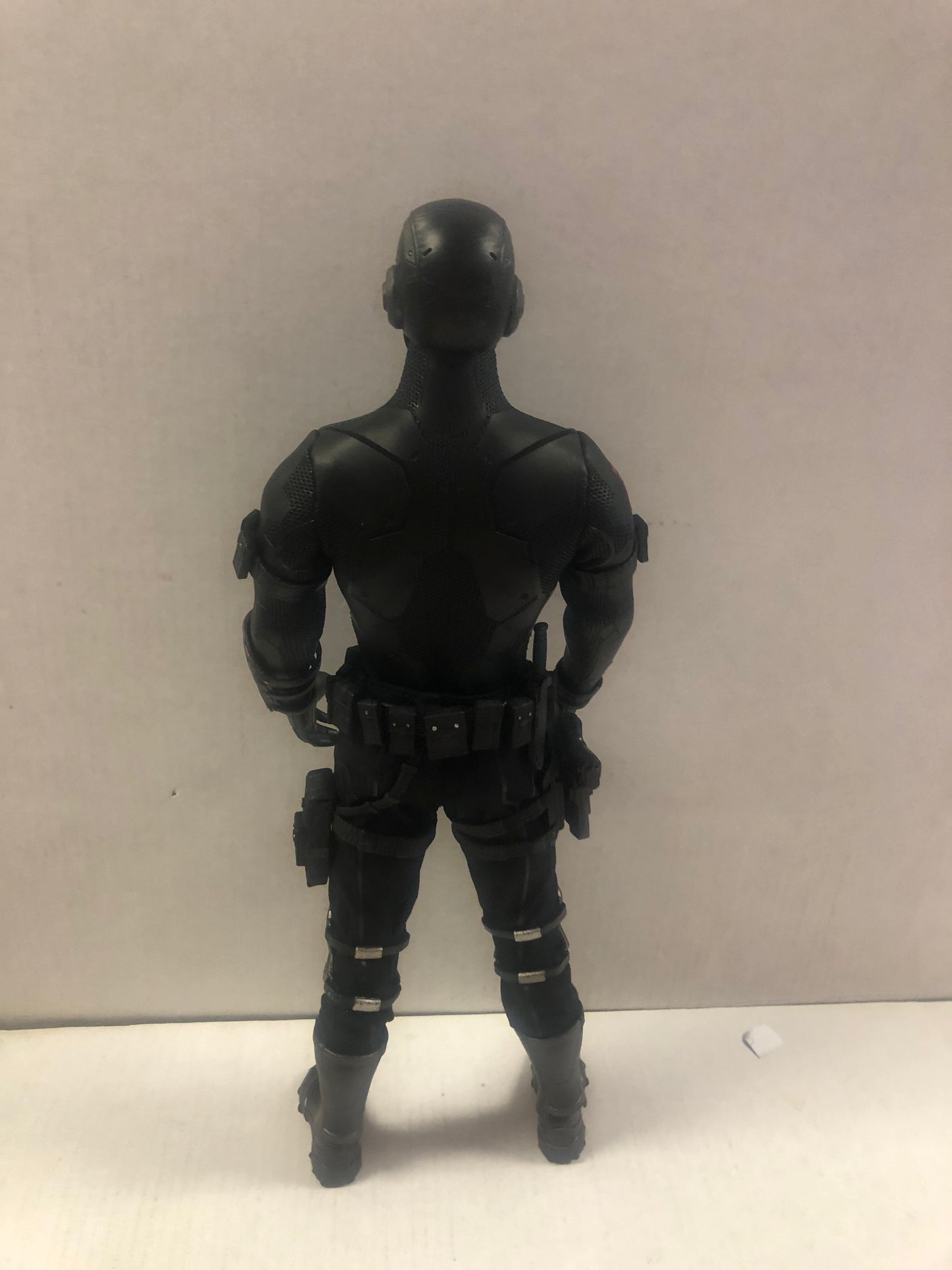 THREE ZERO 1/6 SNAKE EYES GI JOE FIGURE COMES WITH BOX GREAT CONDITION