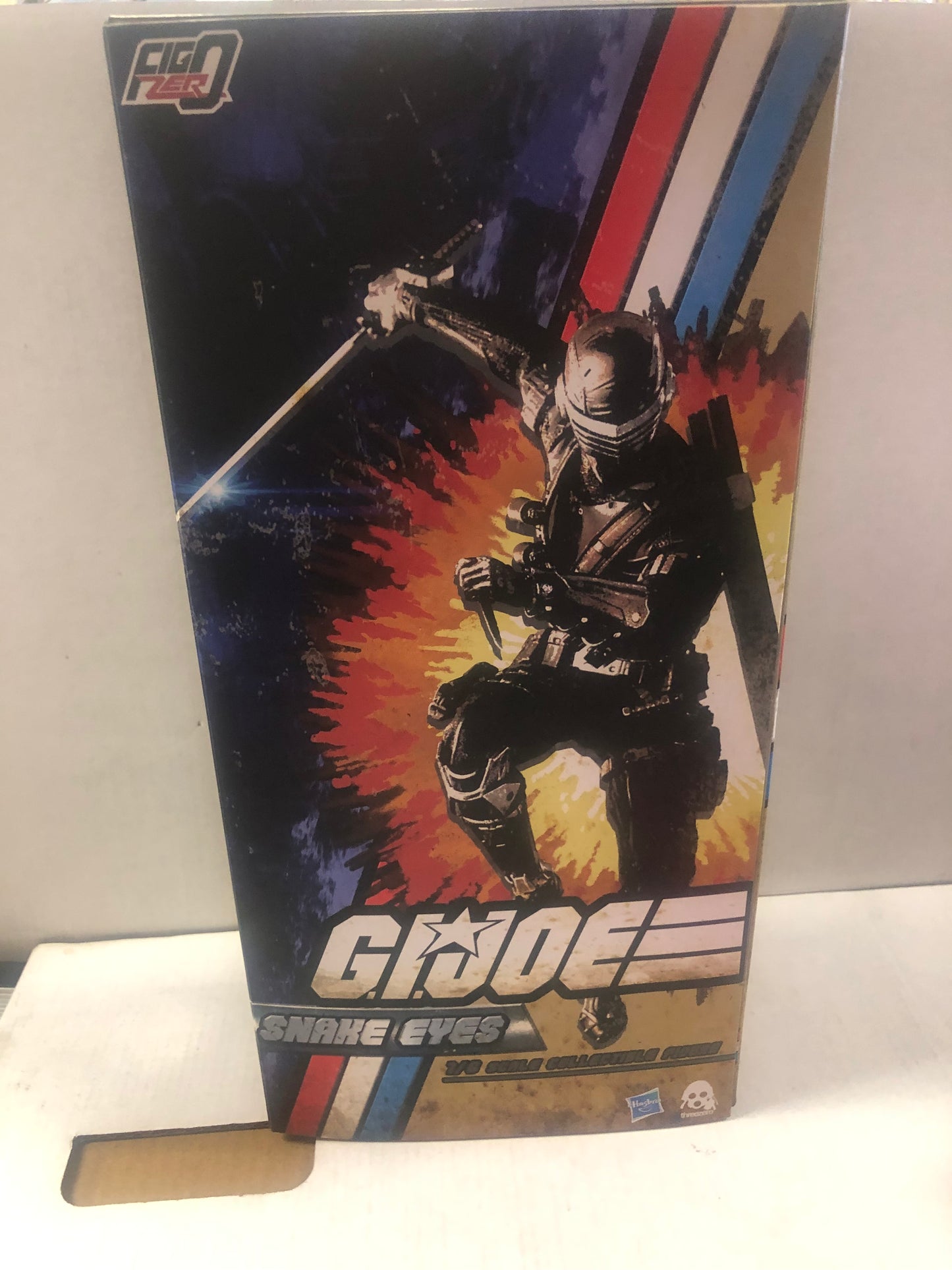 THREE ZERO 1/6 SNAKE EYES GI JOE FIGURE COMES WITH BOX GREAT CONDITION