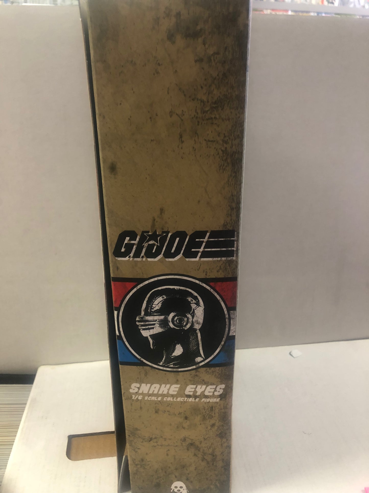 THREE ZERO 1/6 SNAKE EYES GI JOE FIGURE COMES WITH BOX GREAT CONDITION