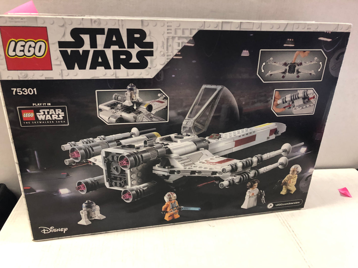 LEGO STAR WARS SET #75301 LUKE SKYWALKERS X-WING FIGHTER - NIB!