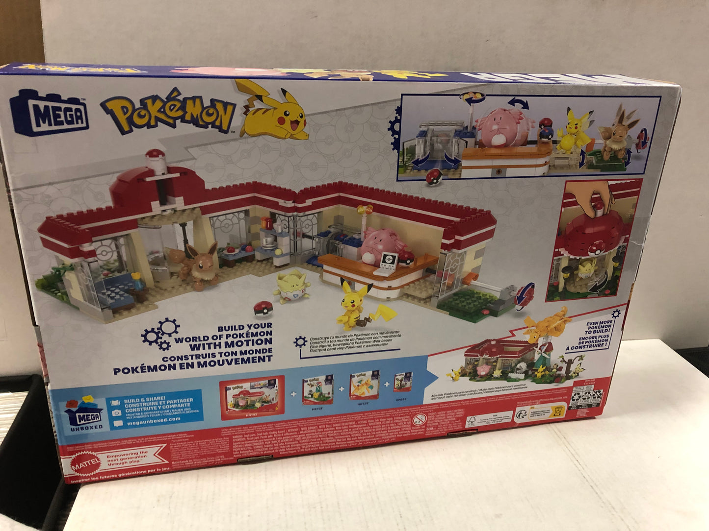 MEGA BLOCKS POKÉMON FOREST POKÉMON CENTER - NIB!