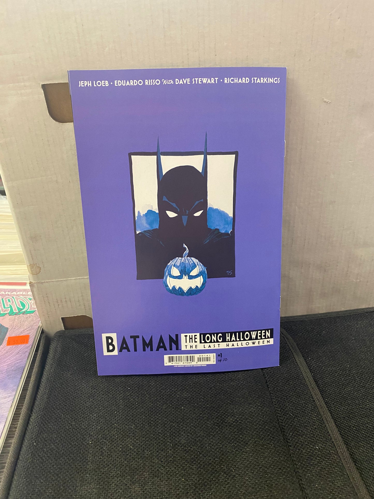 DC COMICS V BATMAN THE LONG HALLOWEEN THE LAST HALLOWEEN #1 VARIANT D