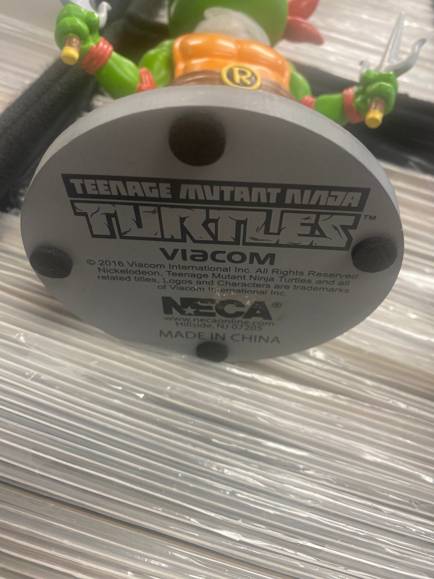 NECA 2016 TEENAGE MUTANT NINJA TURTLES HEAD KNOCKER RAPHAEL NO BOX