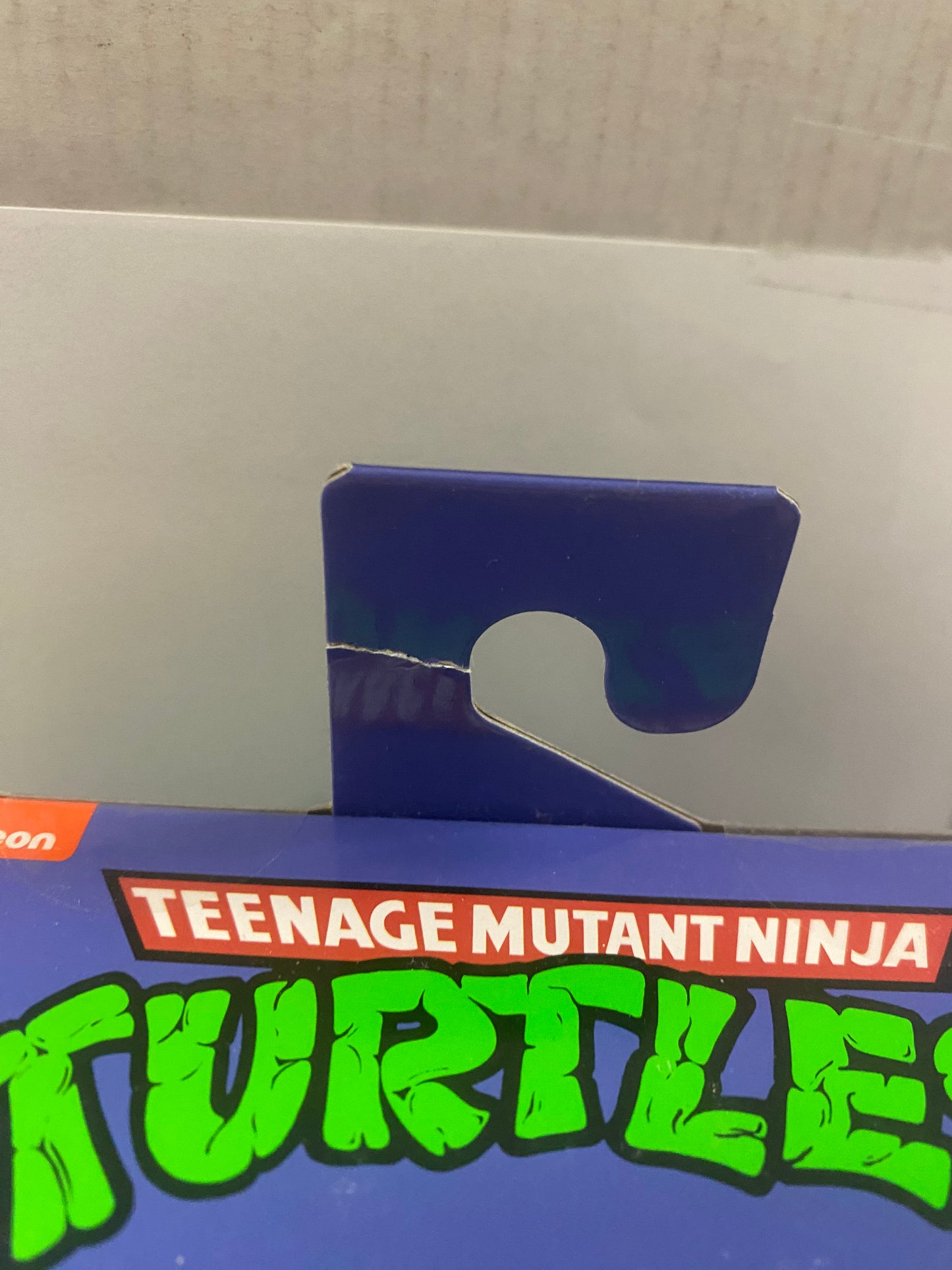 NECA TEENAGE MUTANT NINJA TURTLES TROUBLES AFOOT (2021)
