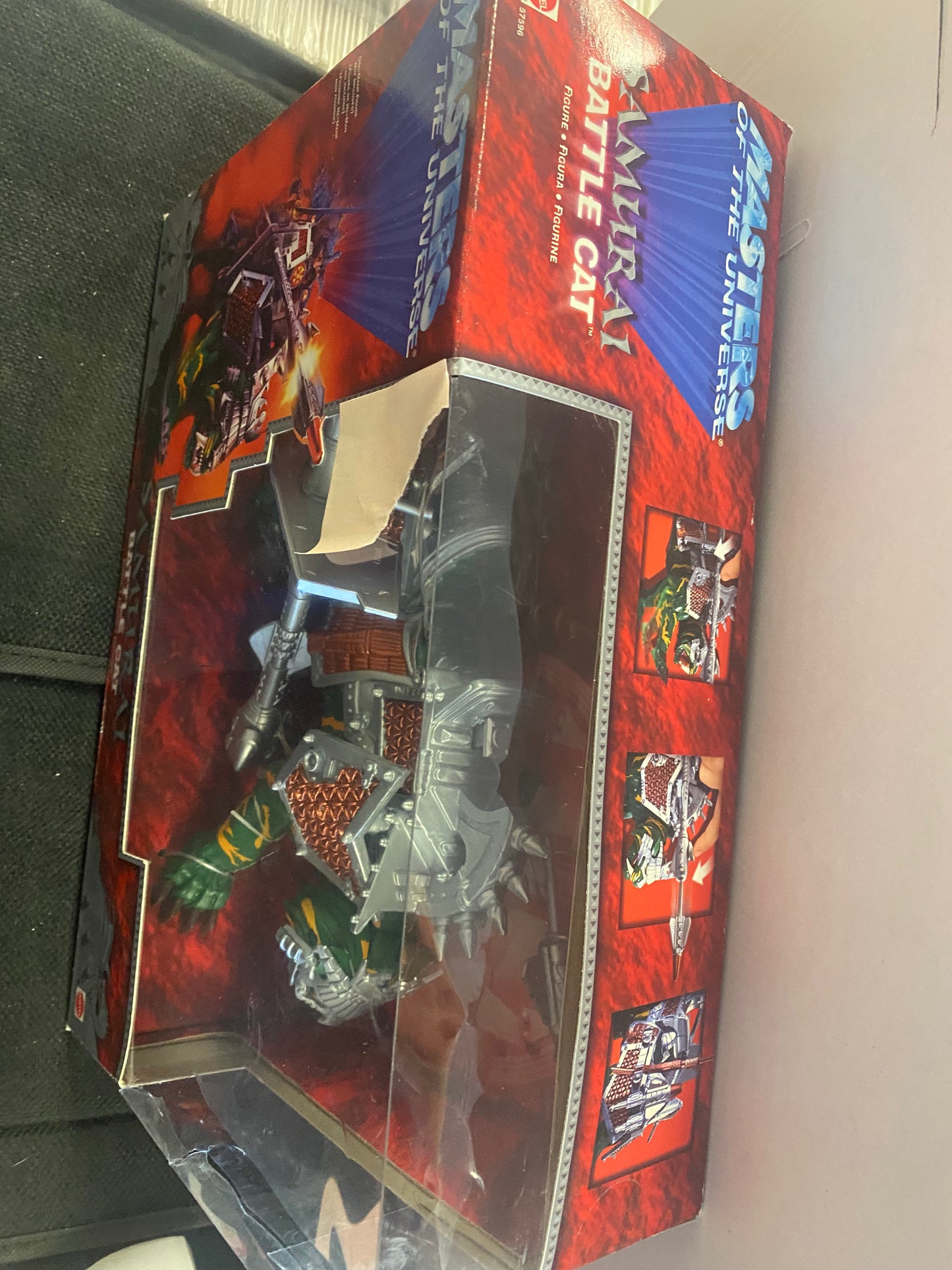 MATTEL MASTERS OF THE UNIVERSE SAMURAI BATTLE CAT (2002)