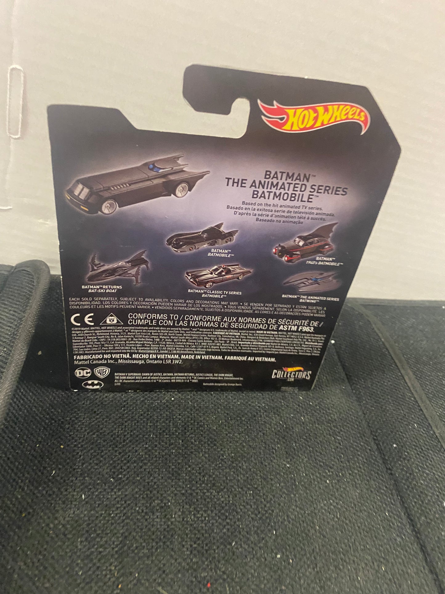 MATTEL HOT WHEELS BATMAN THE ANIMATED SERIES BATMOBILE