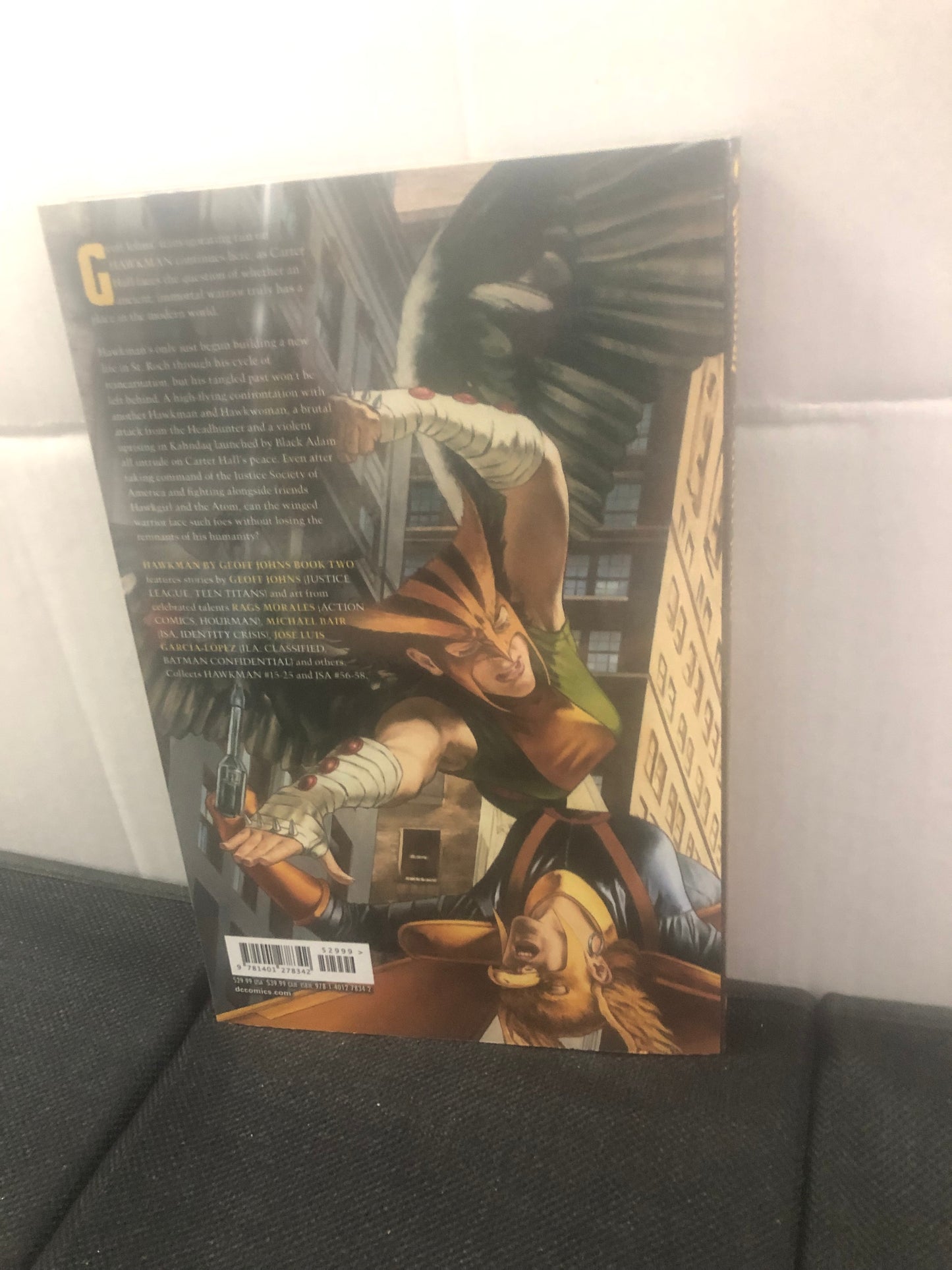 DC COMICS GEOFF JOHNS HAWKMAN BOOK TWO (2016)