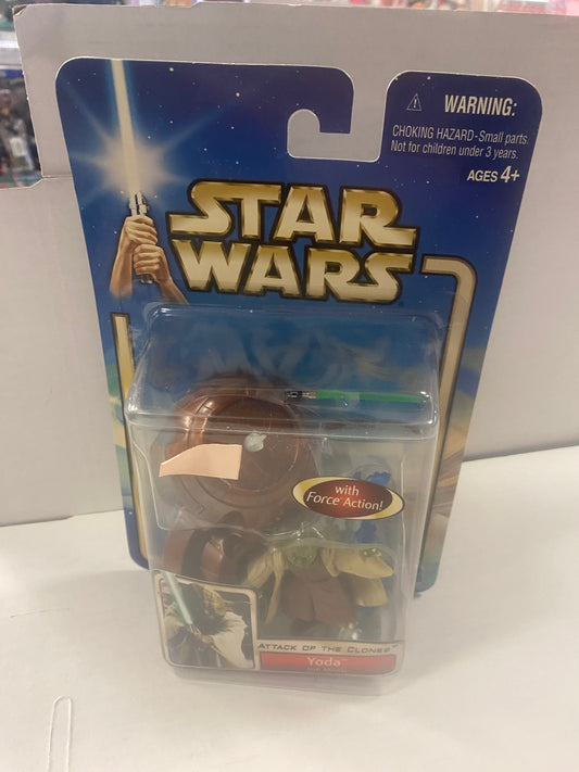 HASBRO STAR WARS ATTACK OF THE CLONES YODA (2002)