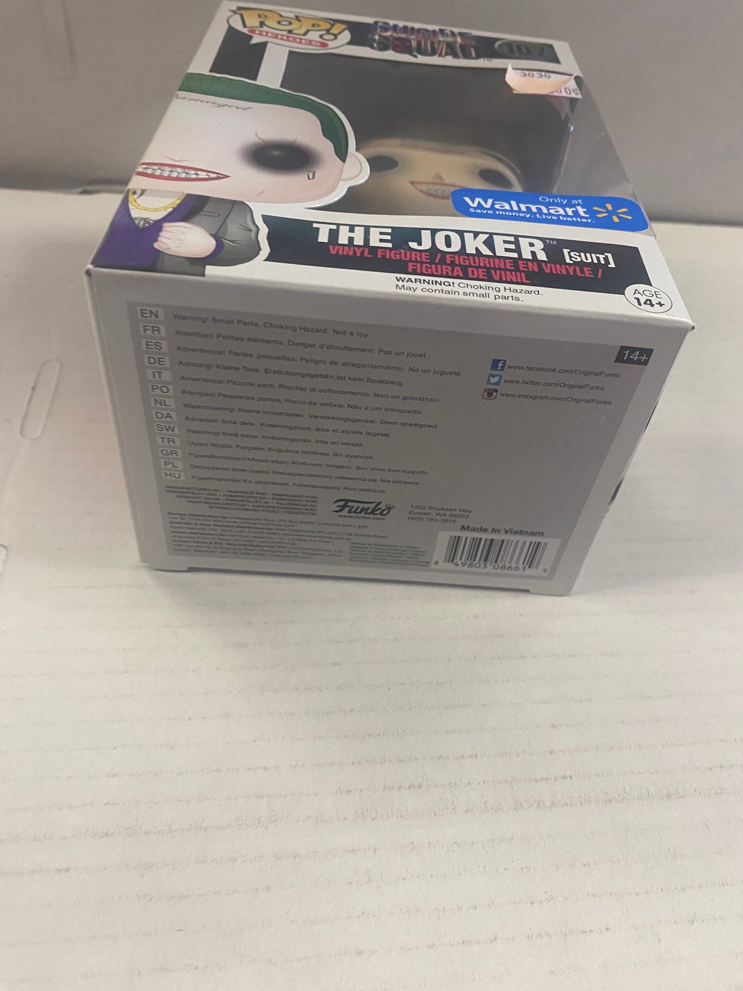 FUNKO POP HEROES SUICIDE SQUAD #107 THE JOKER SUIT WALMART EXCLUSIVE