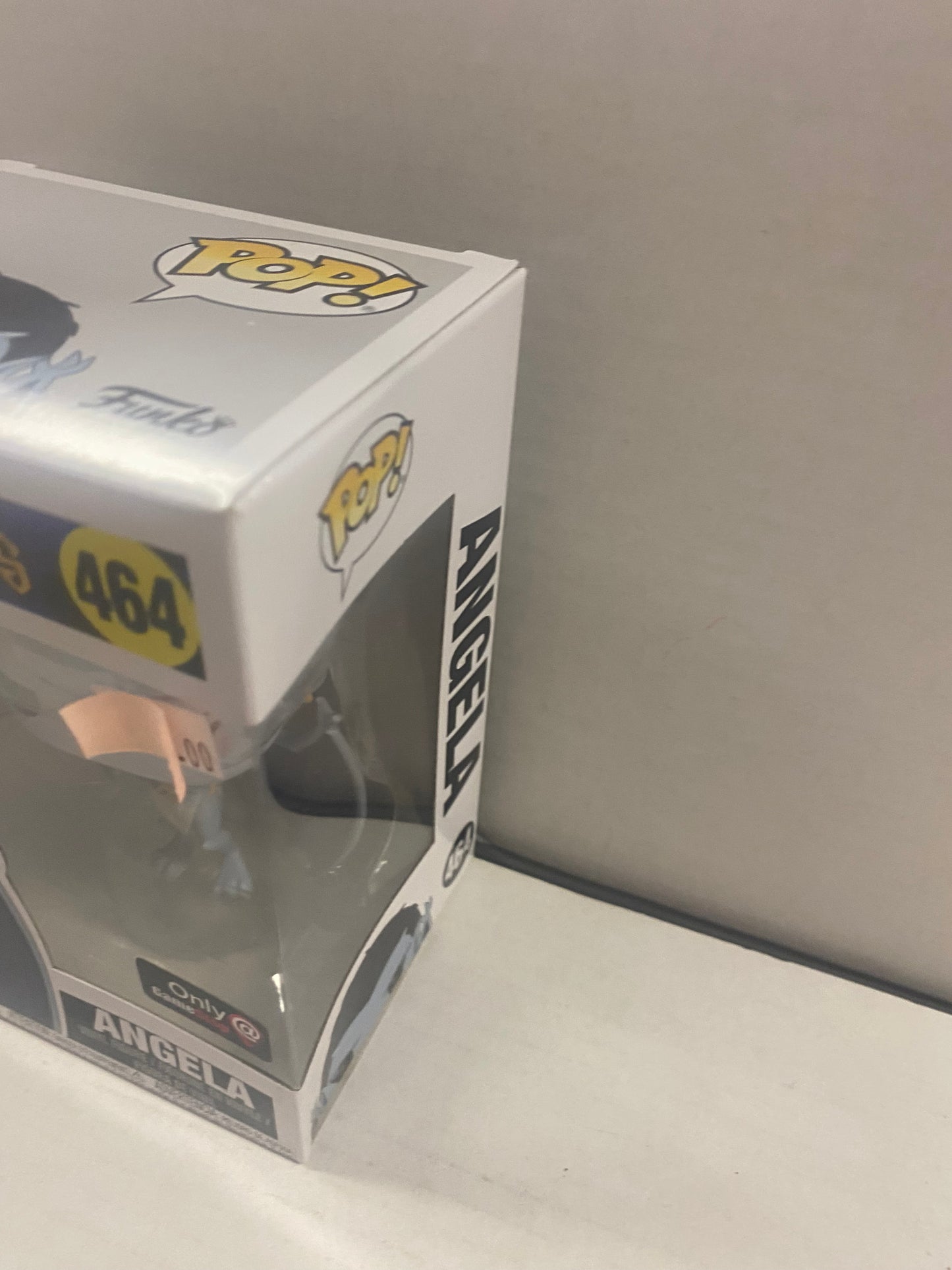 FUNKO POP GARGOYLES #464 ANGELA GAMESTOP EXCLUSIVE