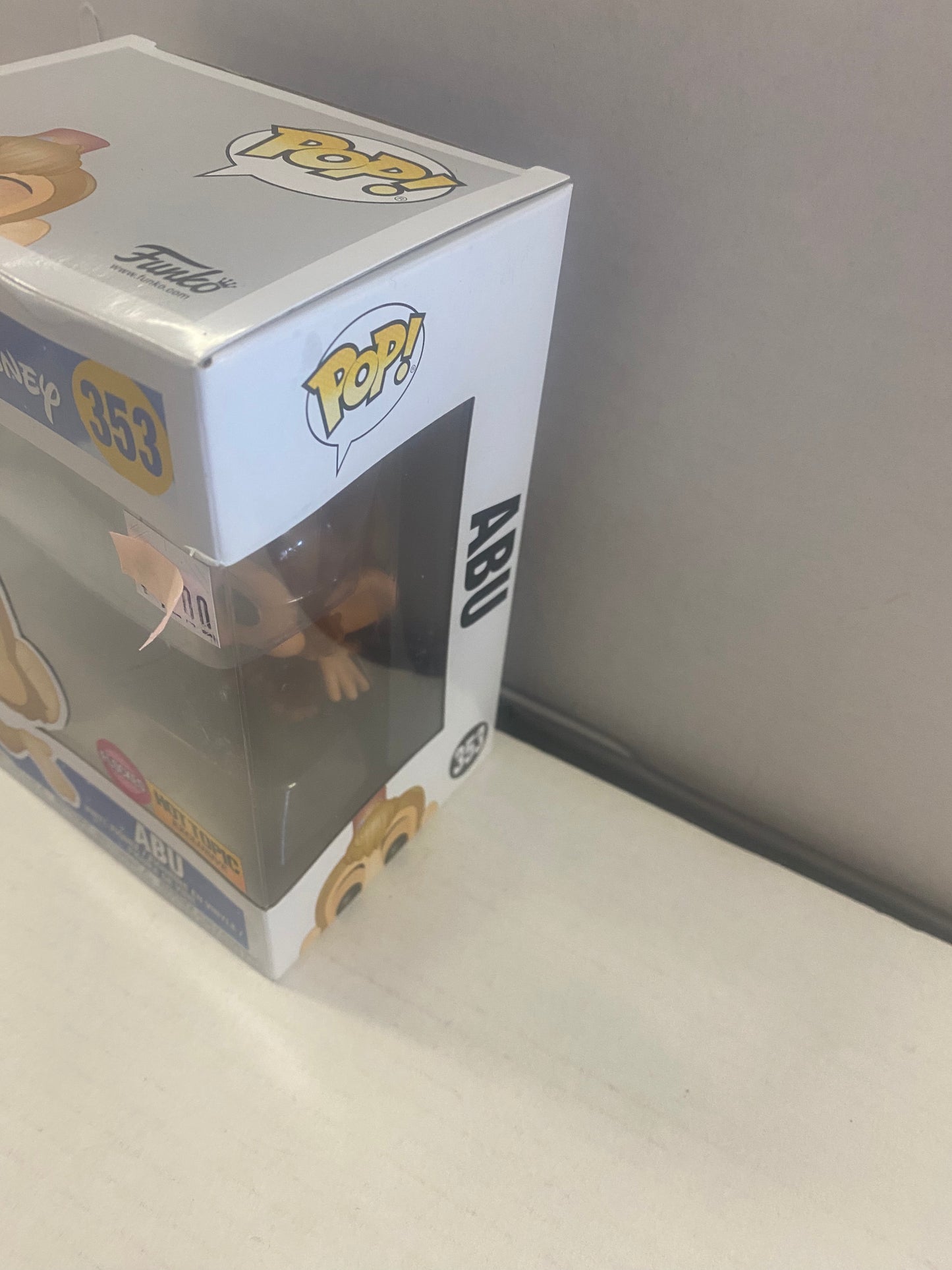 FUNKO POP DISNEY #353 ABU FLOCKED HOT TOPIC EXCLUSIVE