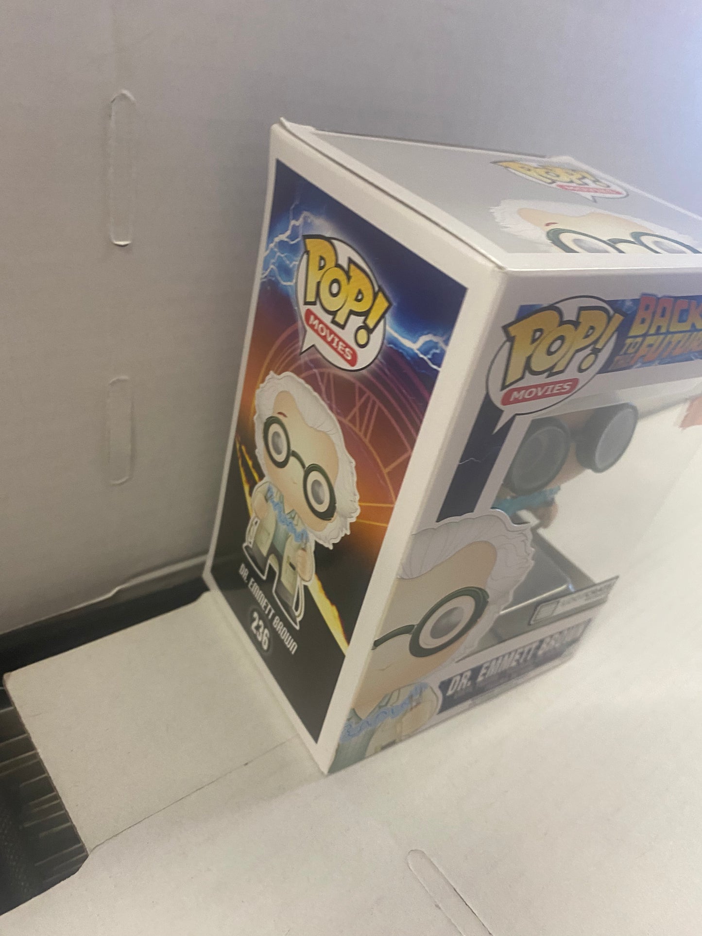 FUNKO POP MOVIES BACK TO THE FUTURE #236 DR EMMETT BROWN LOOTCRATE EXCLUSIVE