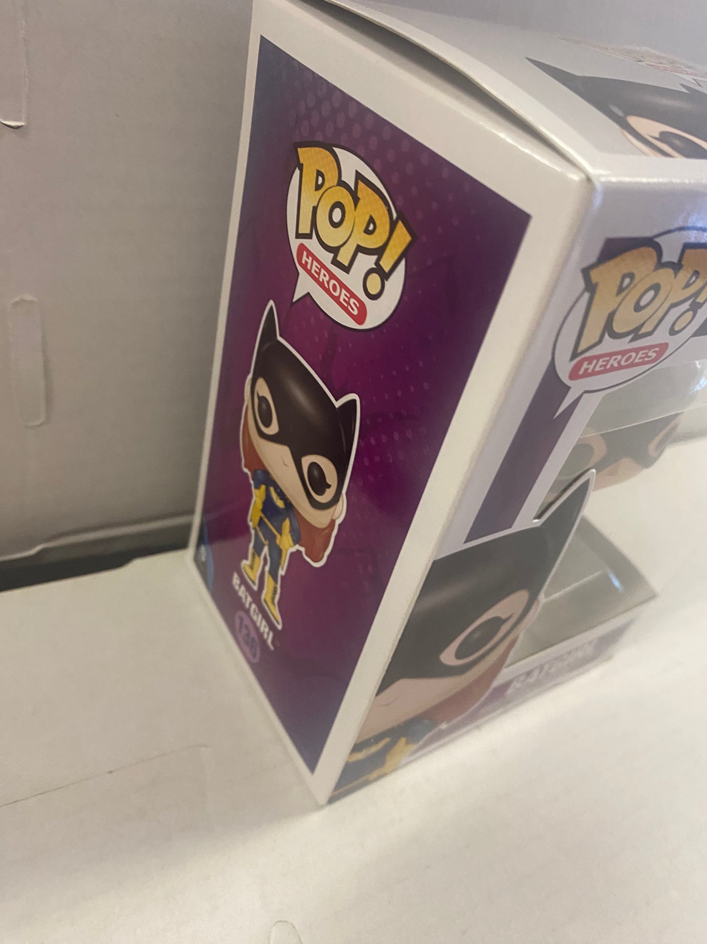 FUNKO POP HEROES DC SUPER HEROES #136 BATGIRL