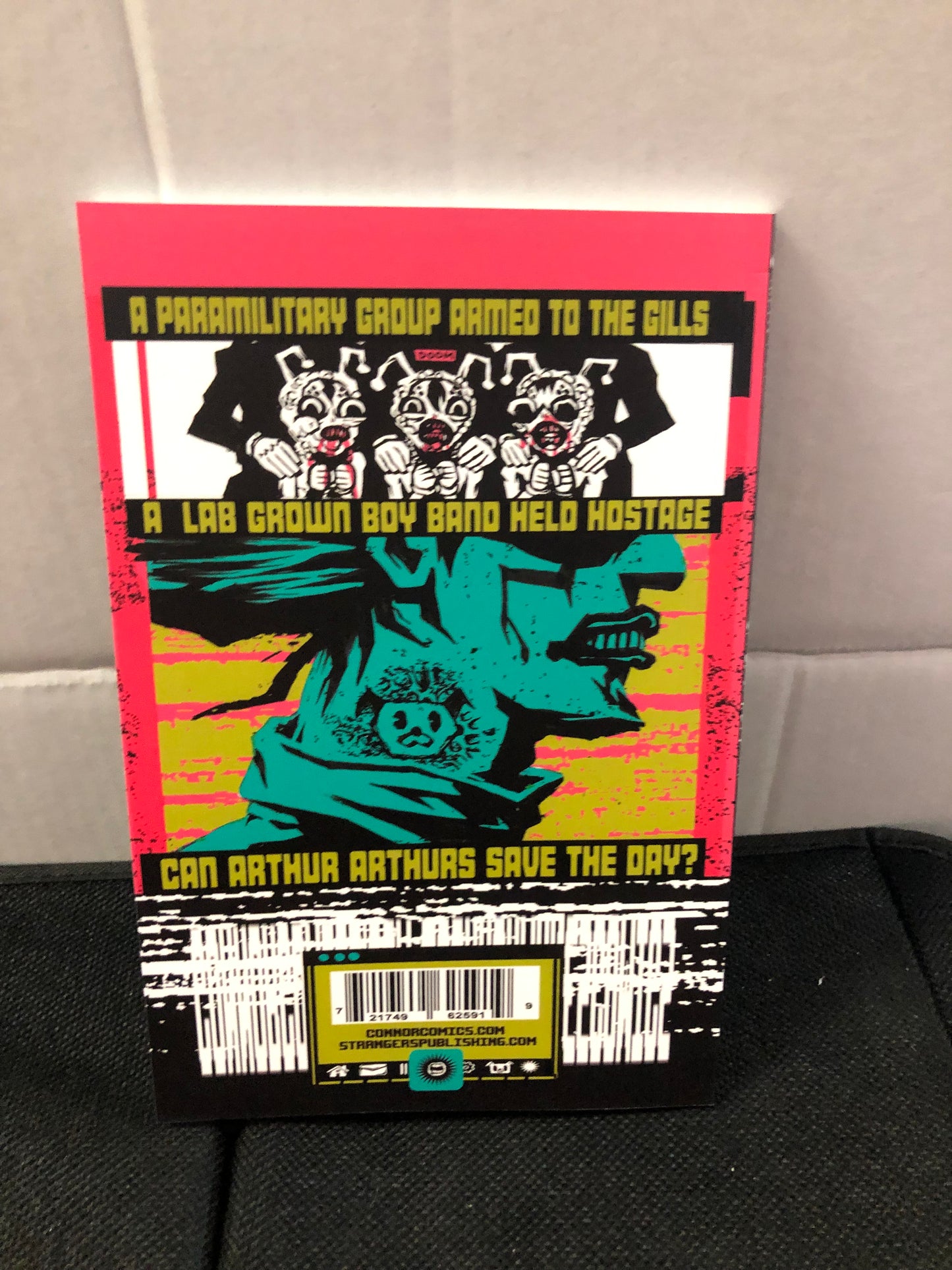 STRANGERS PUBLISHING GOD BLESS THE MACHINE FOURTH PRINTING (2023)