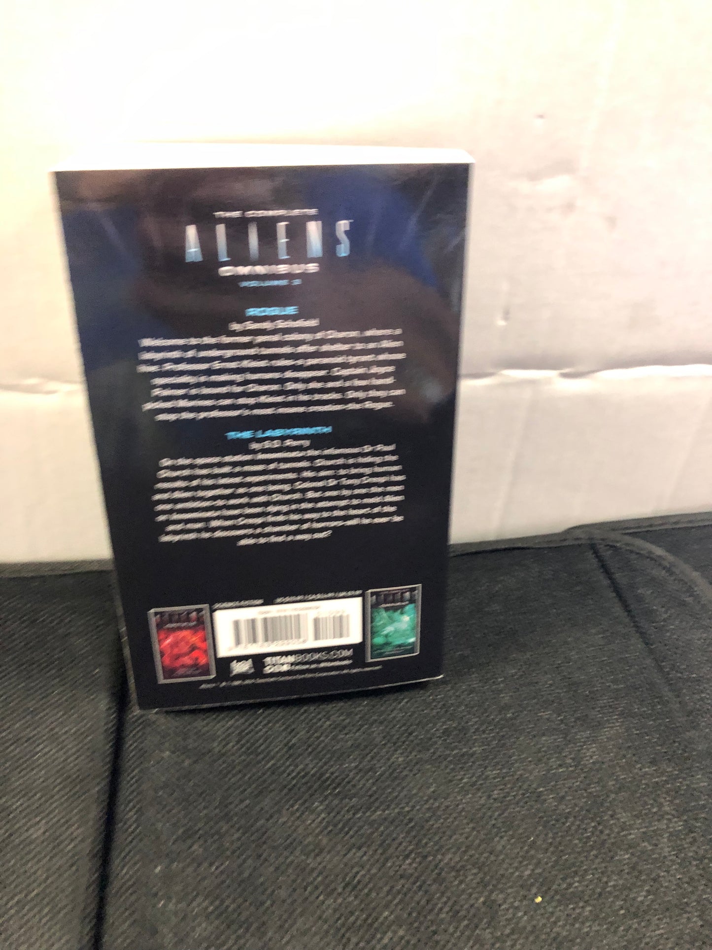 TITAN BOOKS THE COMPLETE ALIENS OMNIBUS VOLUME THREE (2016)
