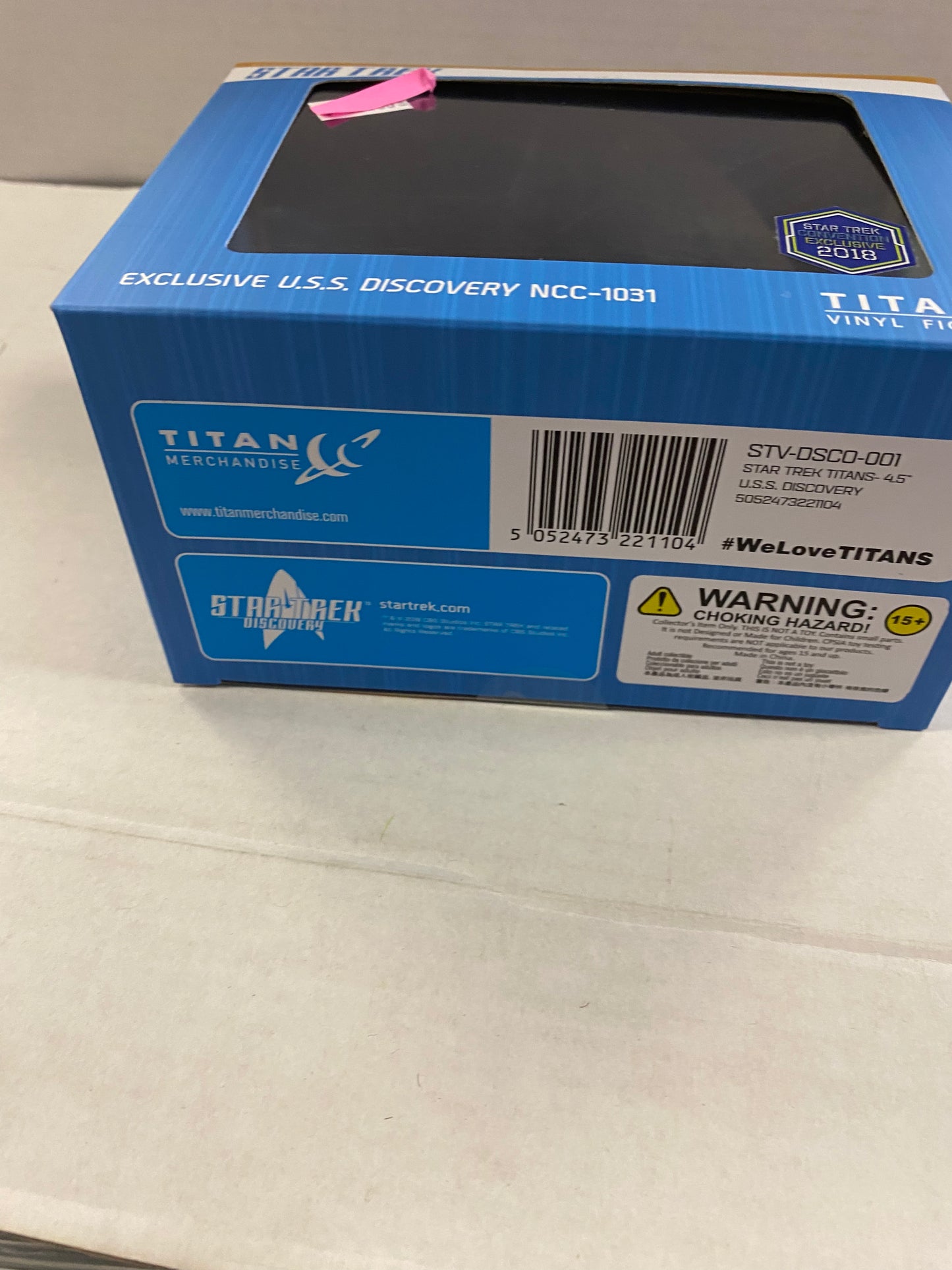 TITANS VINYL FIGURES EXCLUSIVE USS DISCOVERY NCC-1031 2018 STAR TREK CONVENTION EXCLUSIVE