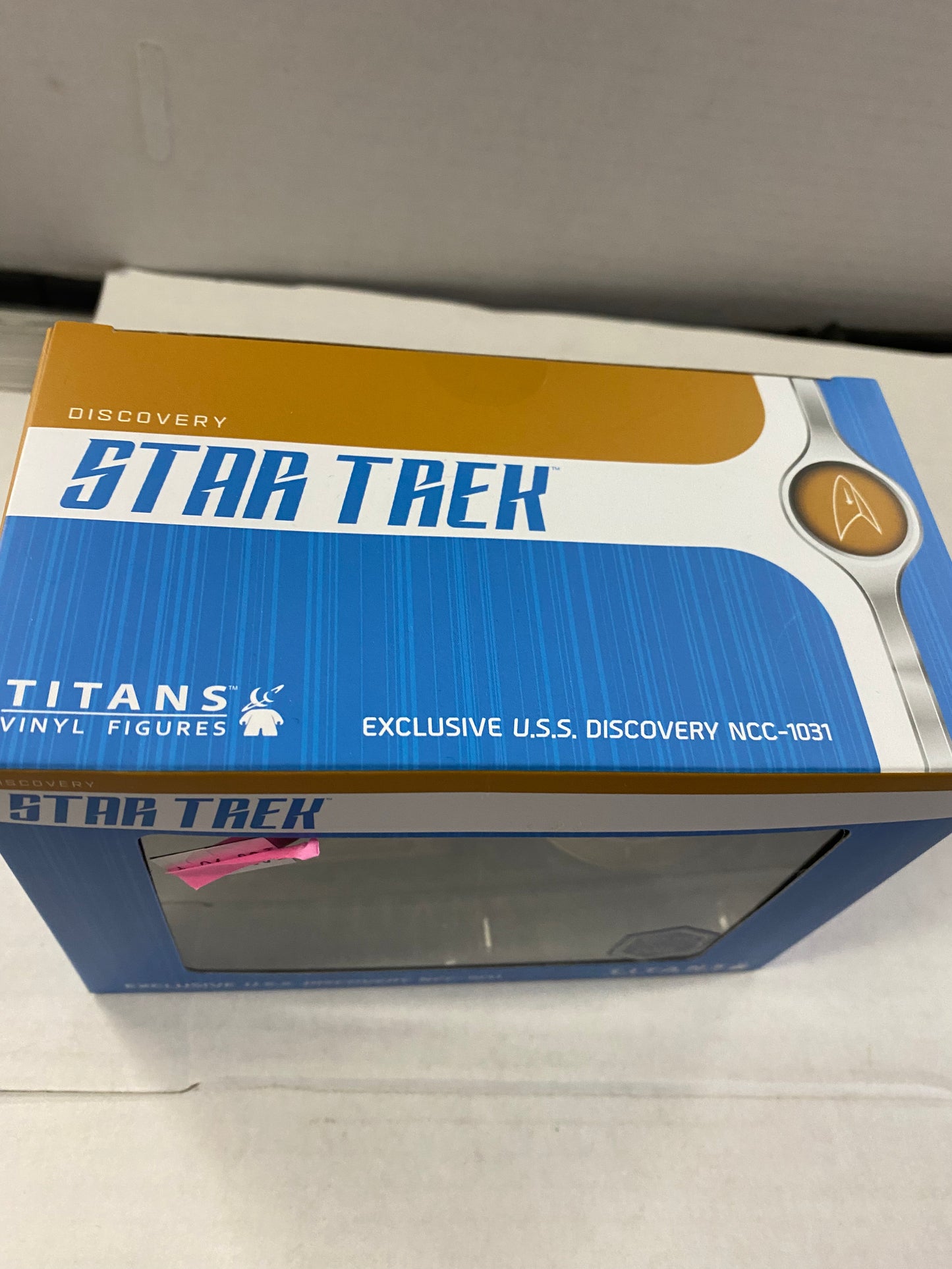 TITANS VINYL FIGURES EXCLUSIVE USS DISCOVERY NCC-1031 2018 STAR TREK CONVENTION EXCLUSIVE