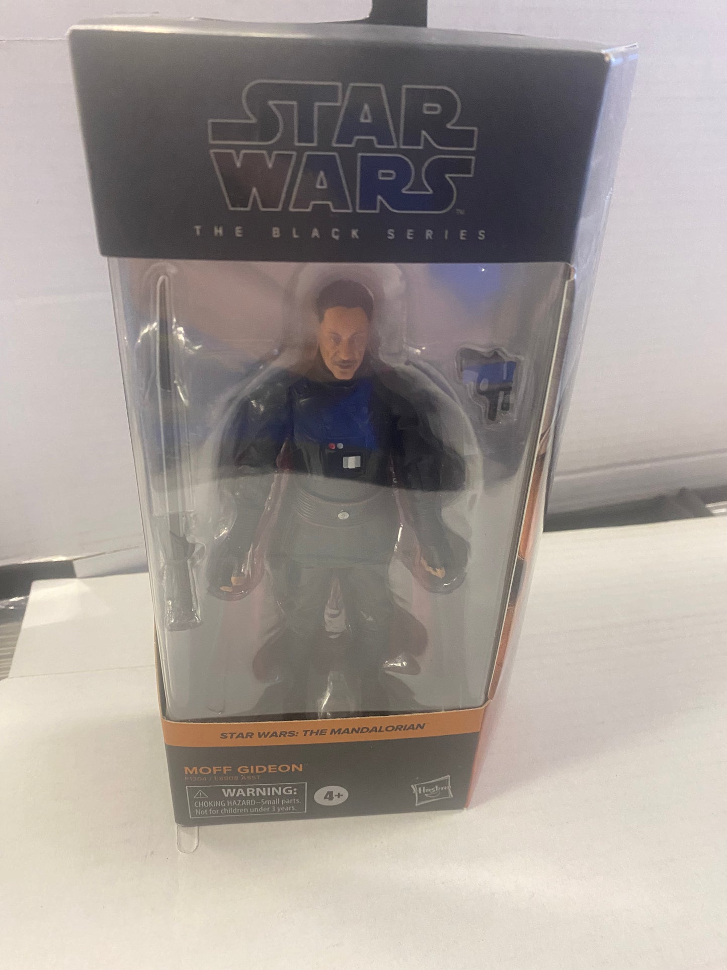 HASBRO STAR WARS THE BLACK SERIES STAR WARS THE MANDALORIAN MOFF GIDEON (2020)