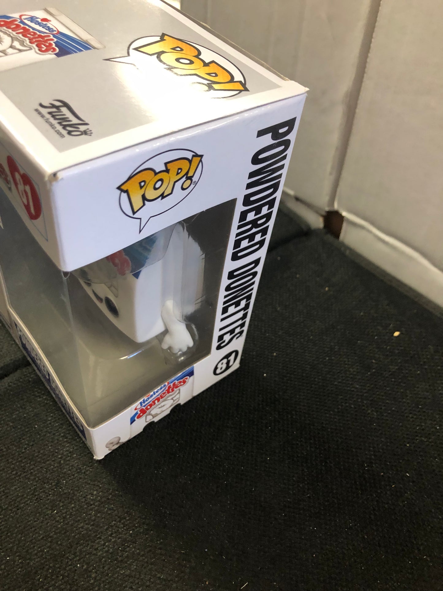 FUNKO POP HOSTESS DONETTES #81 POWDERED DONETTES GOOD CONDITION