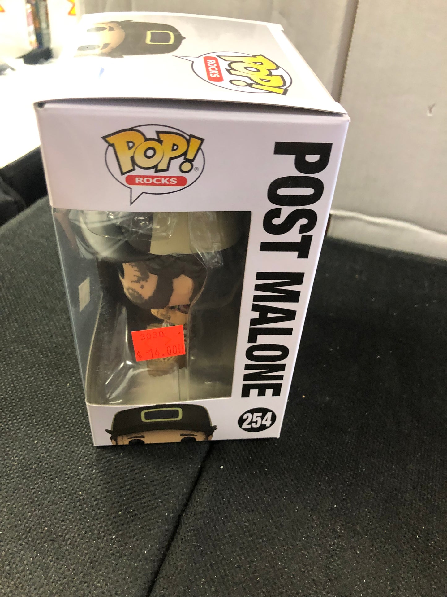 FUNKO POP POP ROCKS #254 POST MALONE CONDITION