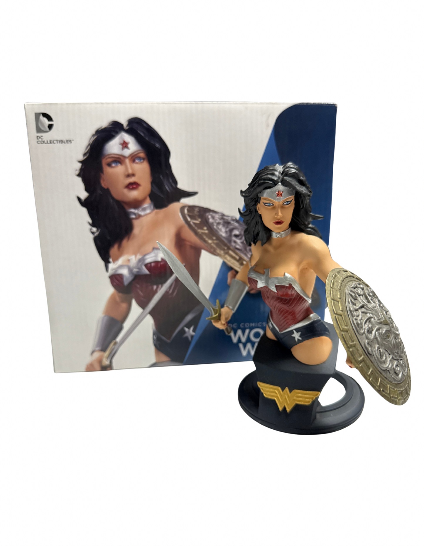DC COLLECTABLES WONDER WOMAN NUMBERED LIMITED EDITION STATUE BUST
