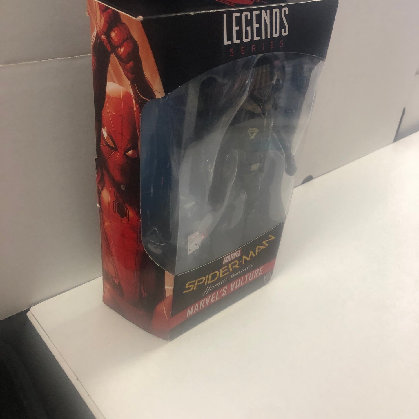 MARVEL LEGENDS SERIES SPIDER-MAN HOMECOMING MARVELS VULTURE BUILD A FIGURE GOOD CONDITION SMALL TEAR ON SIDE OF BOX