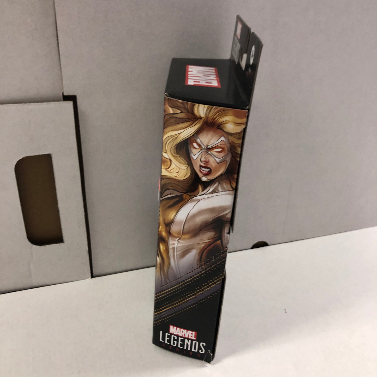 MARVEL LEGENDS SERIES MARVELS MOONSTONE EXCELLENT CONDITION